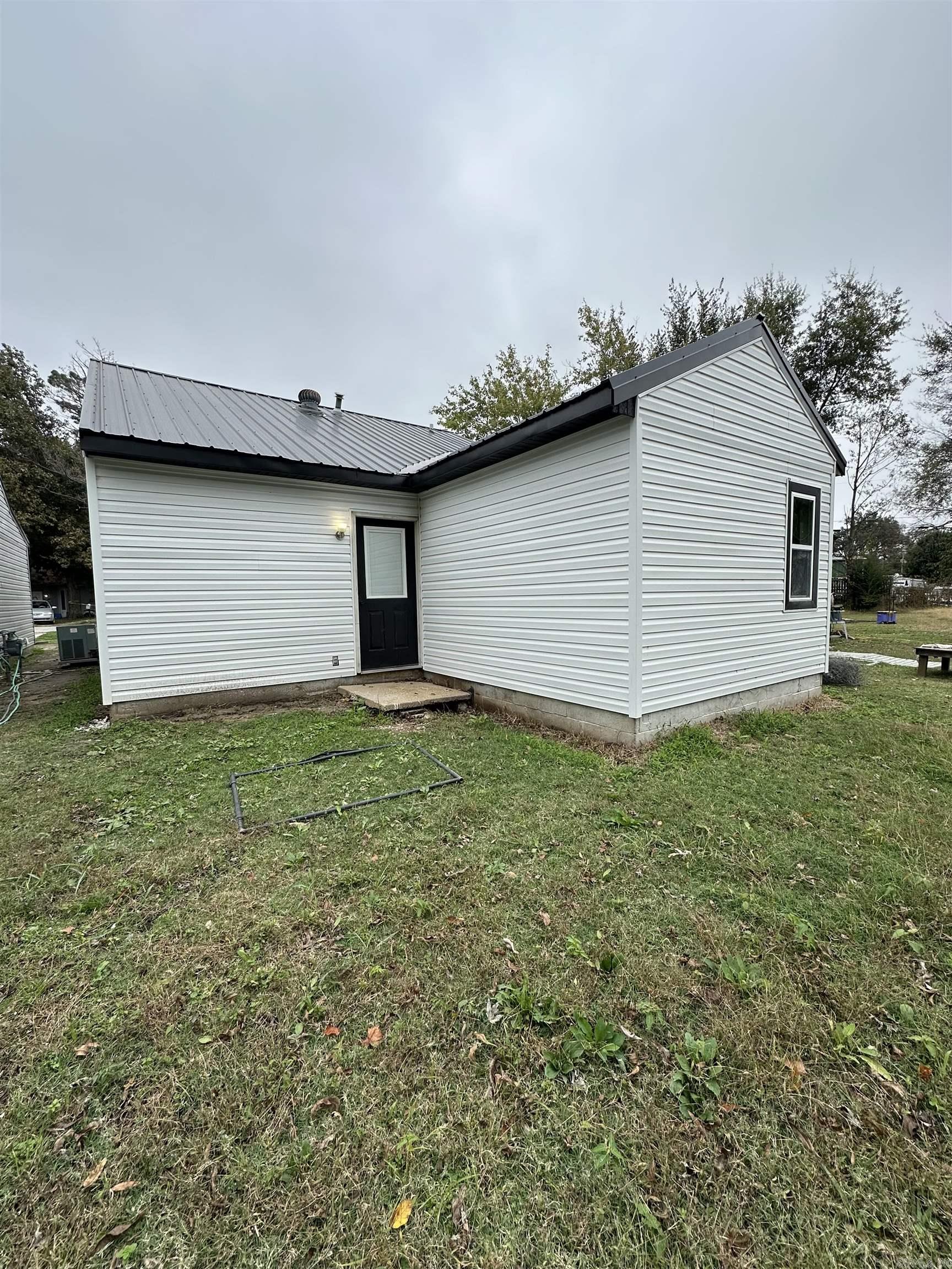 121 Mallard Circle Property Photo 2