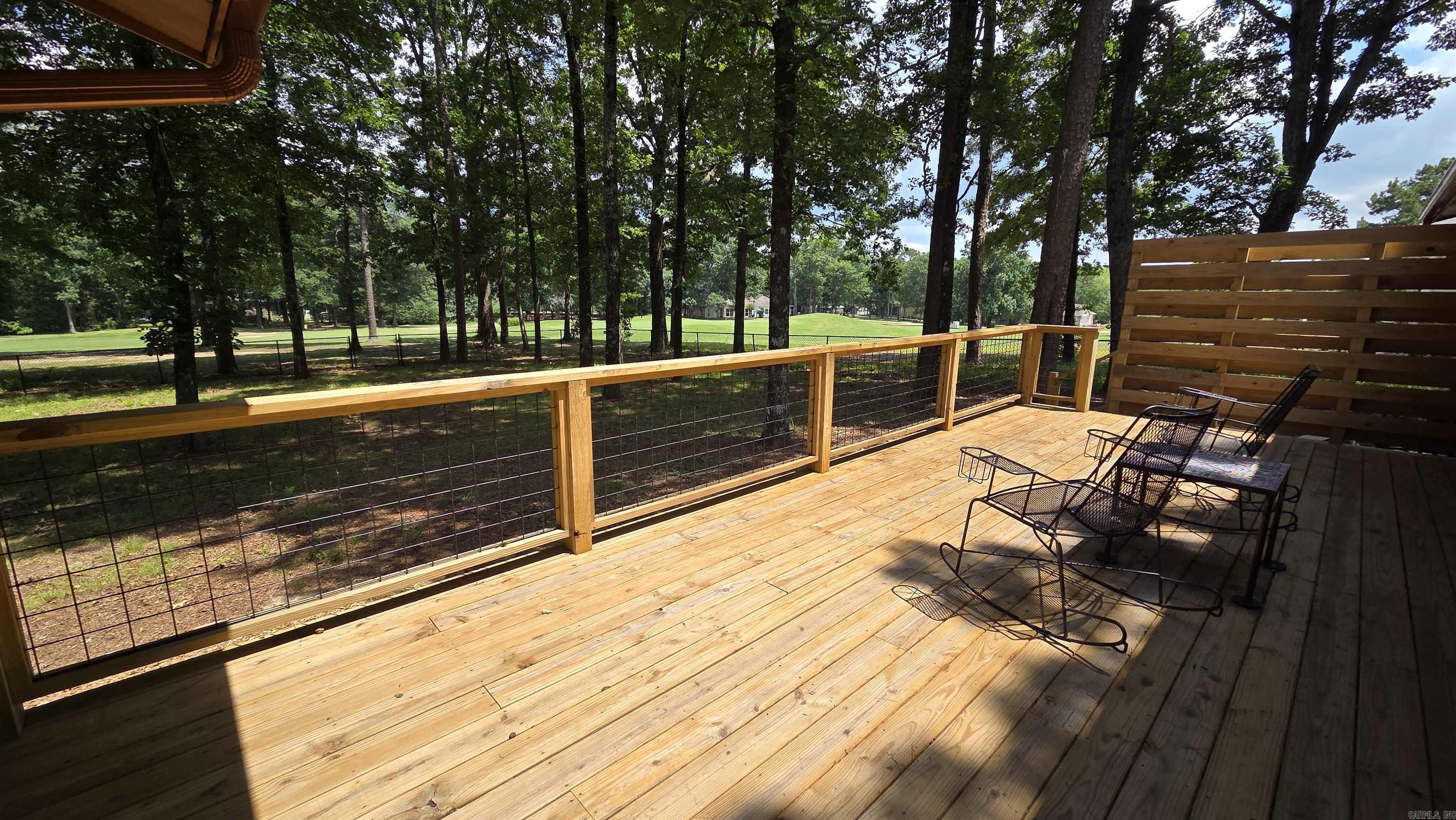 317 Castle Ridge Property Photo 4
