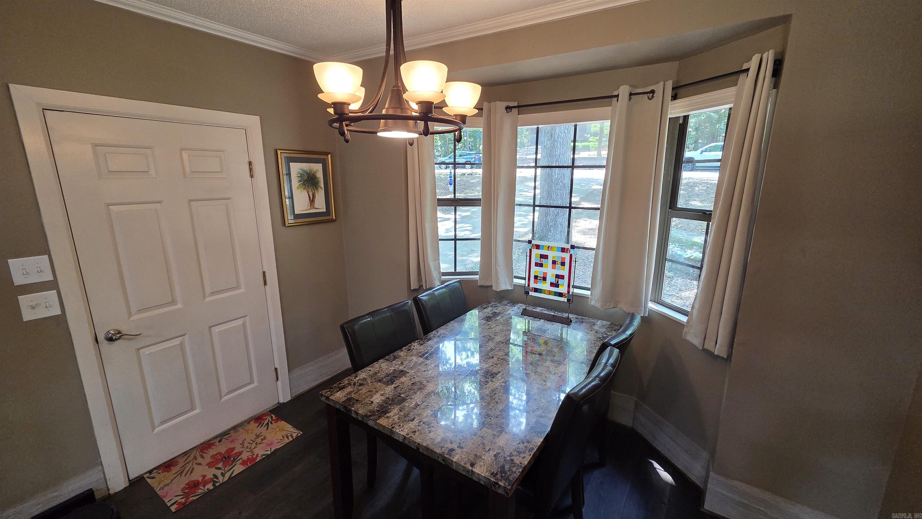 317 Castle Ridge Property Photo 9