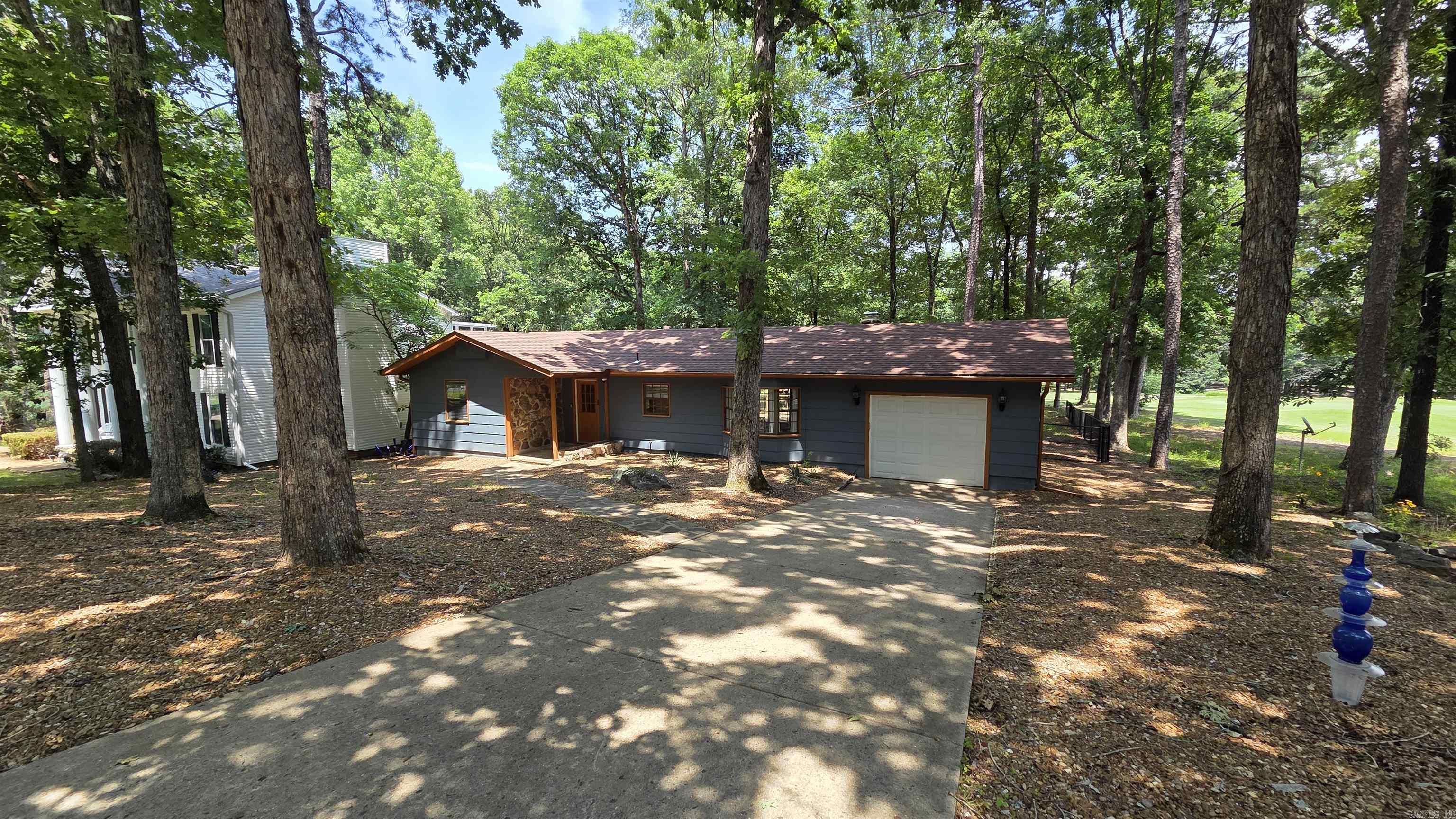 317 Castle Ridge Property Photo 36