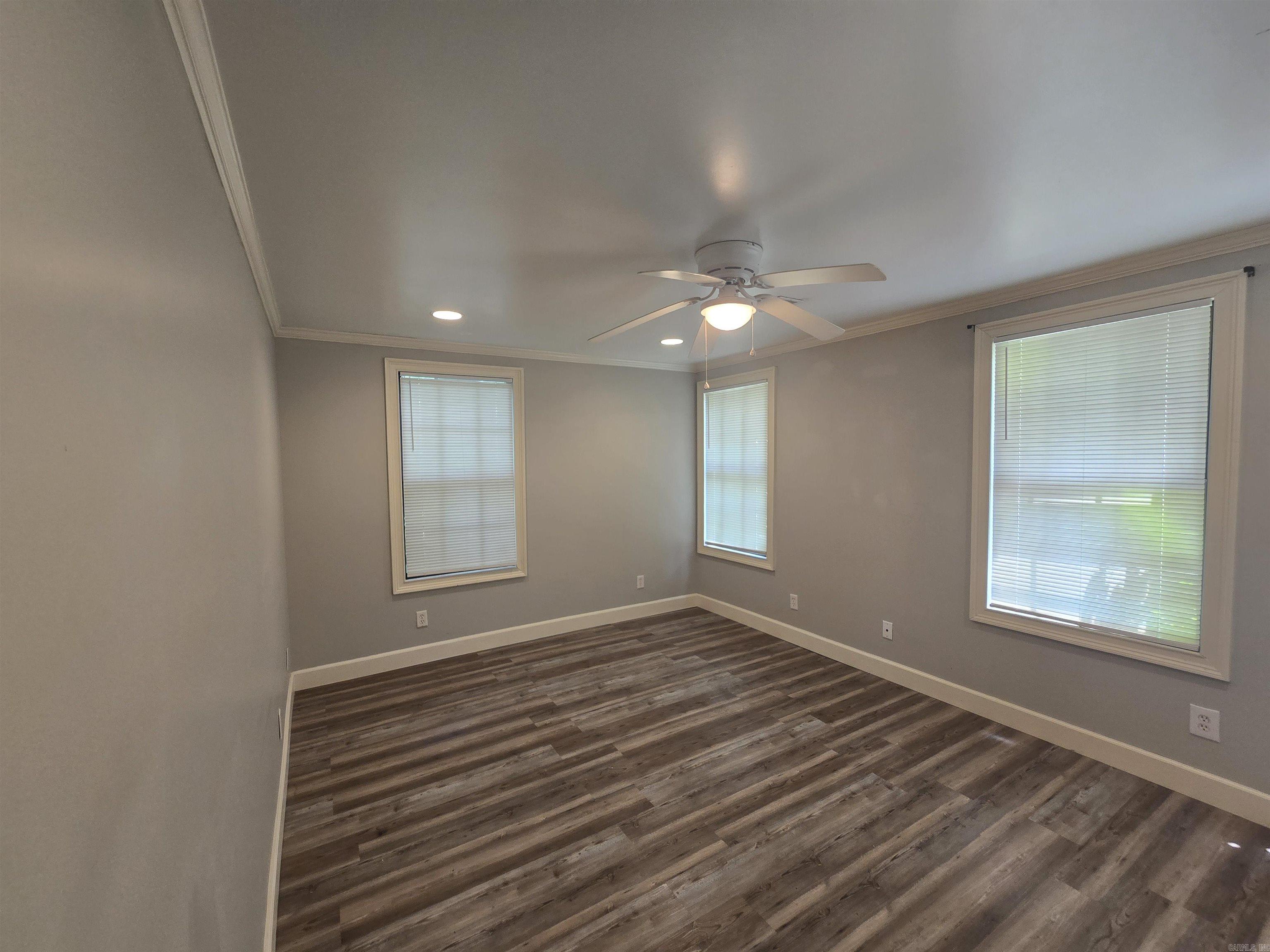 1605 S Pierce Street Property Photo 11