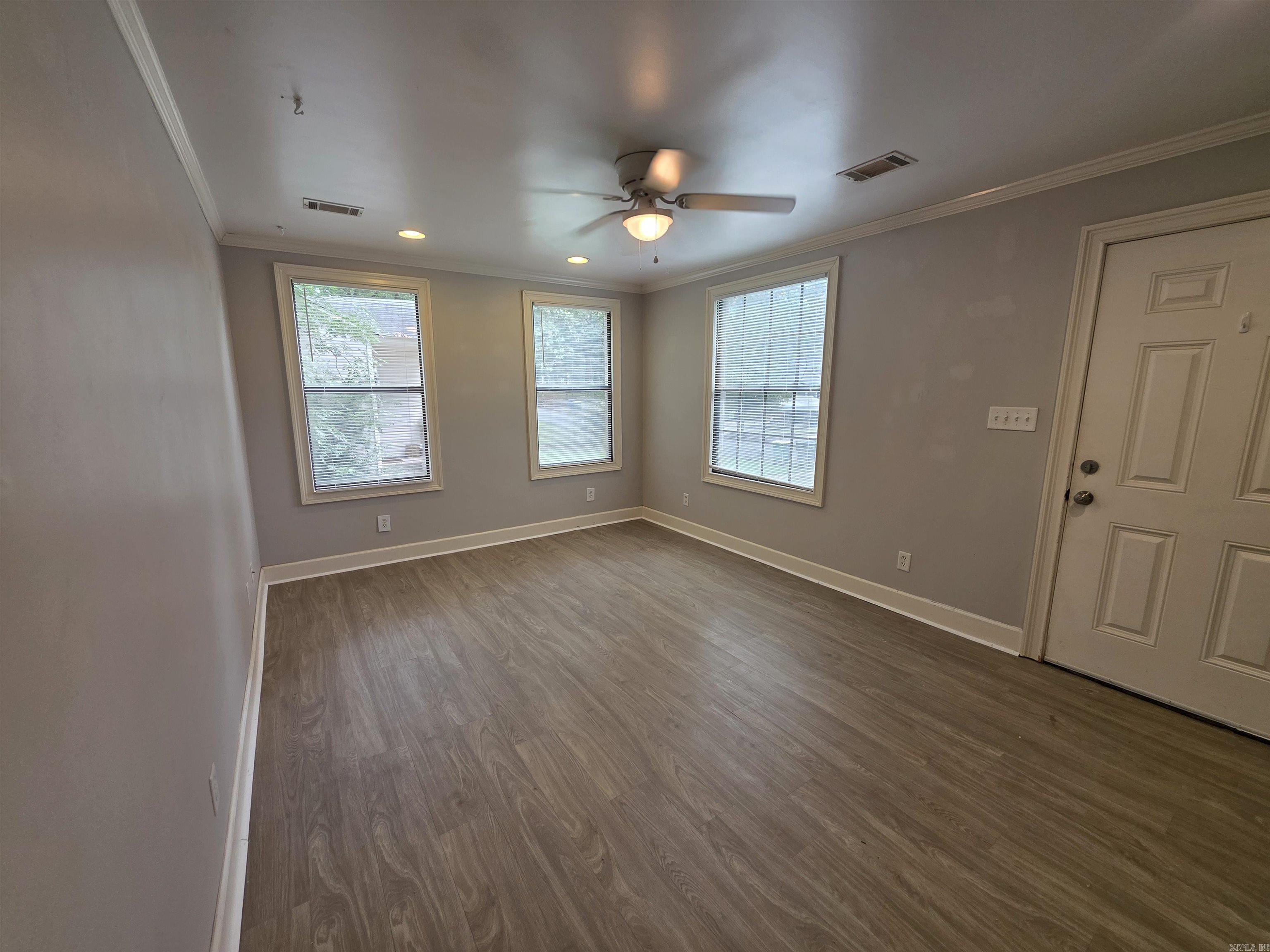 1605 S Pierce Street Property Photo 14