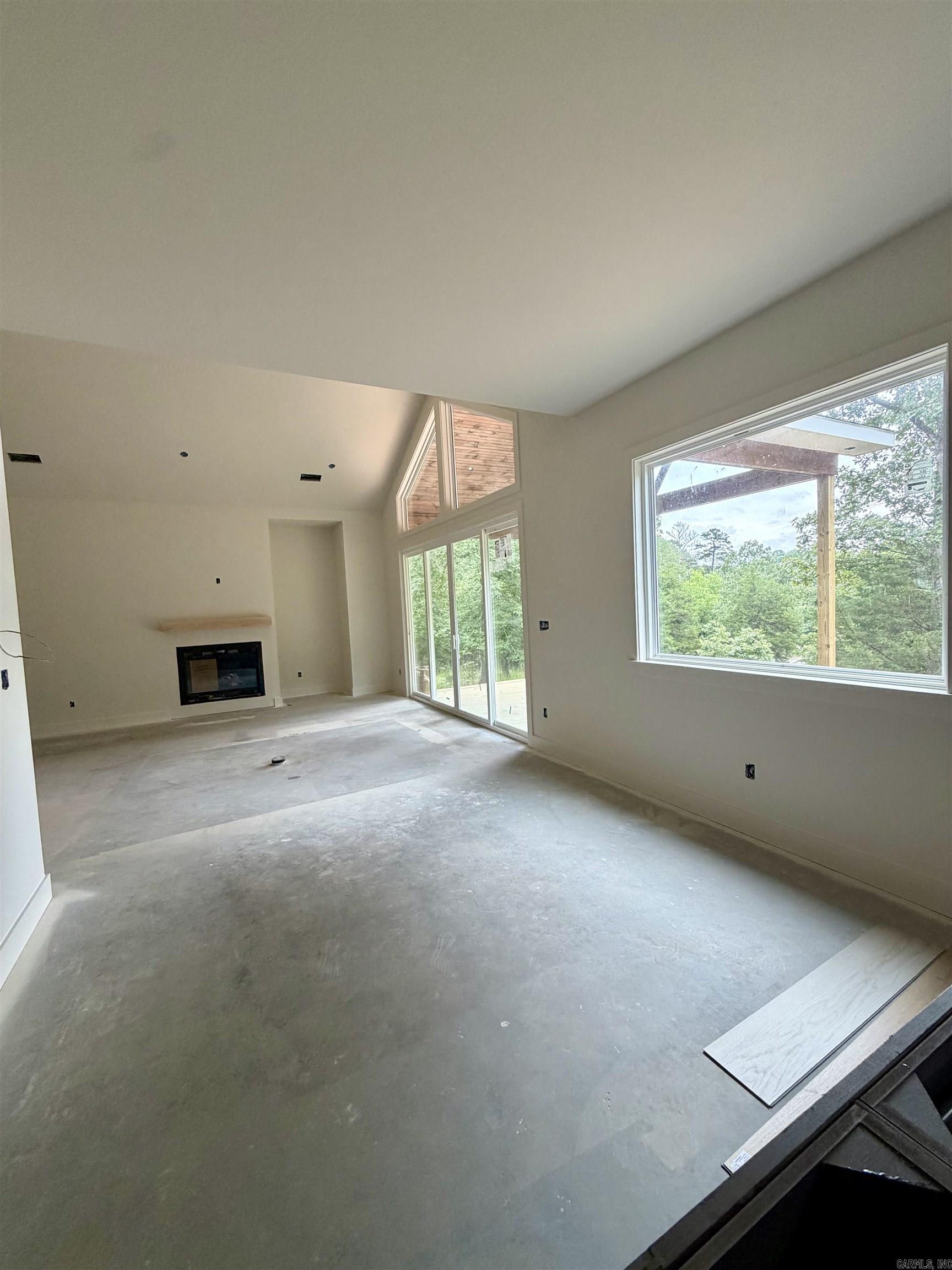 5844 Falcon Cove Property Photo 6