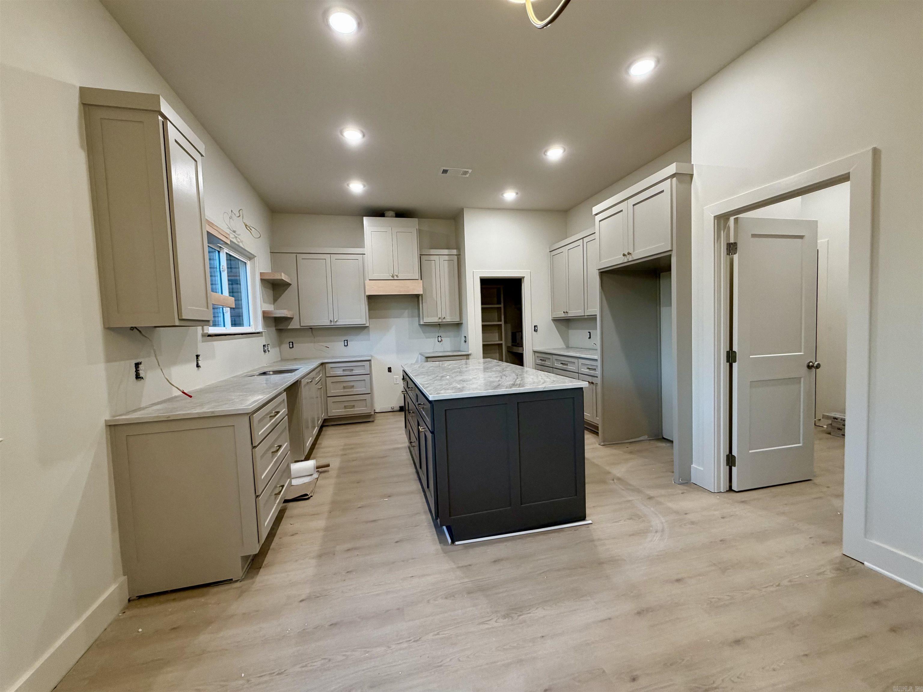 5844 Falcon Cove Property Photo 6