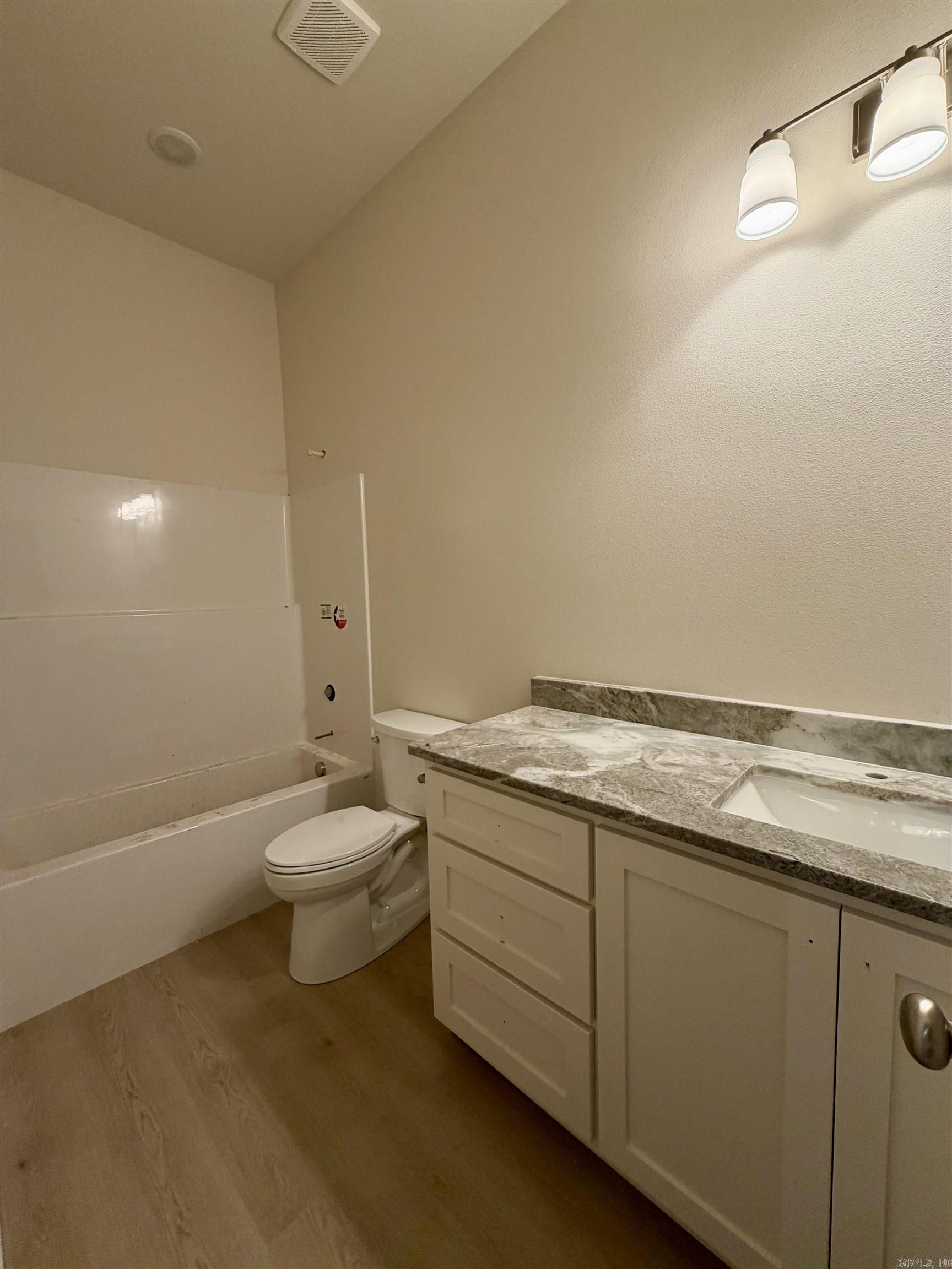 5844 Falcon Cove Property Photo 11