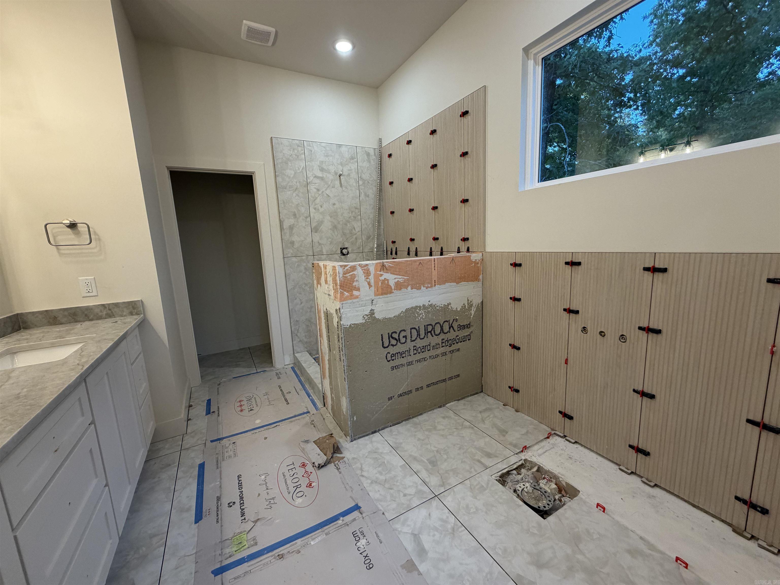 5844 Falcon Cove Property Photo 18