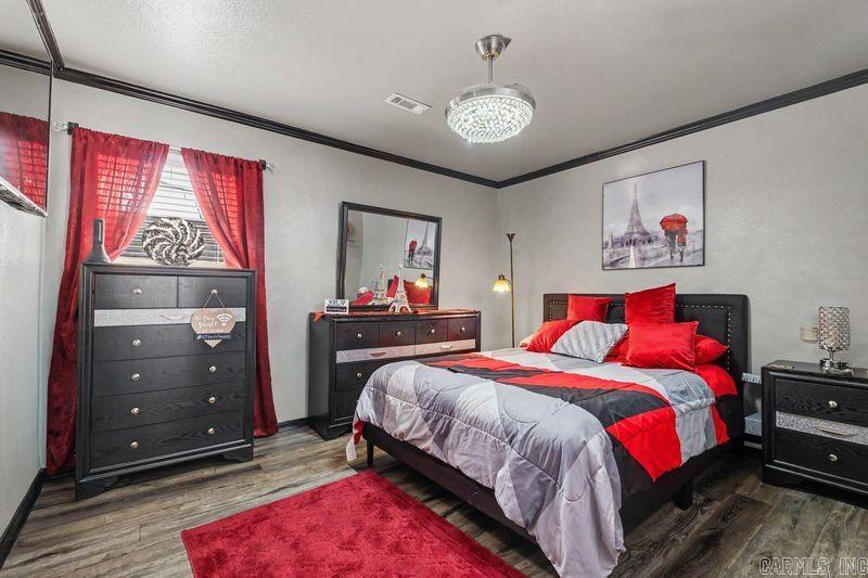 1306 Crossing Loop Property Photo 12