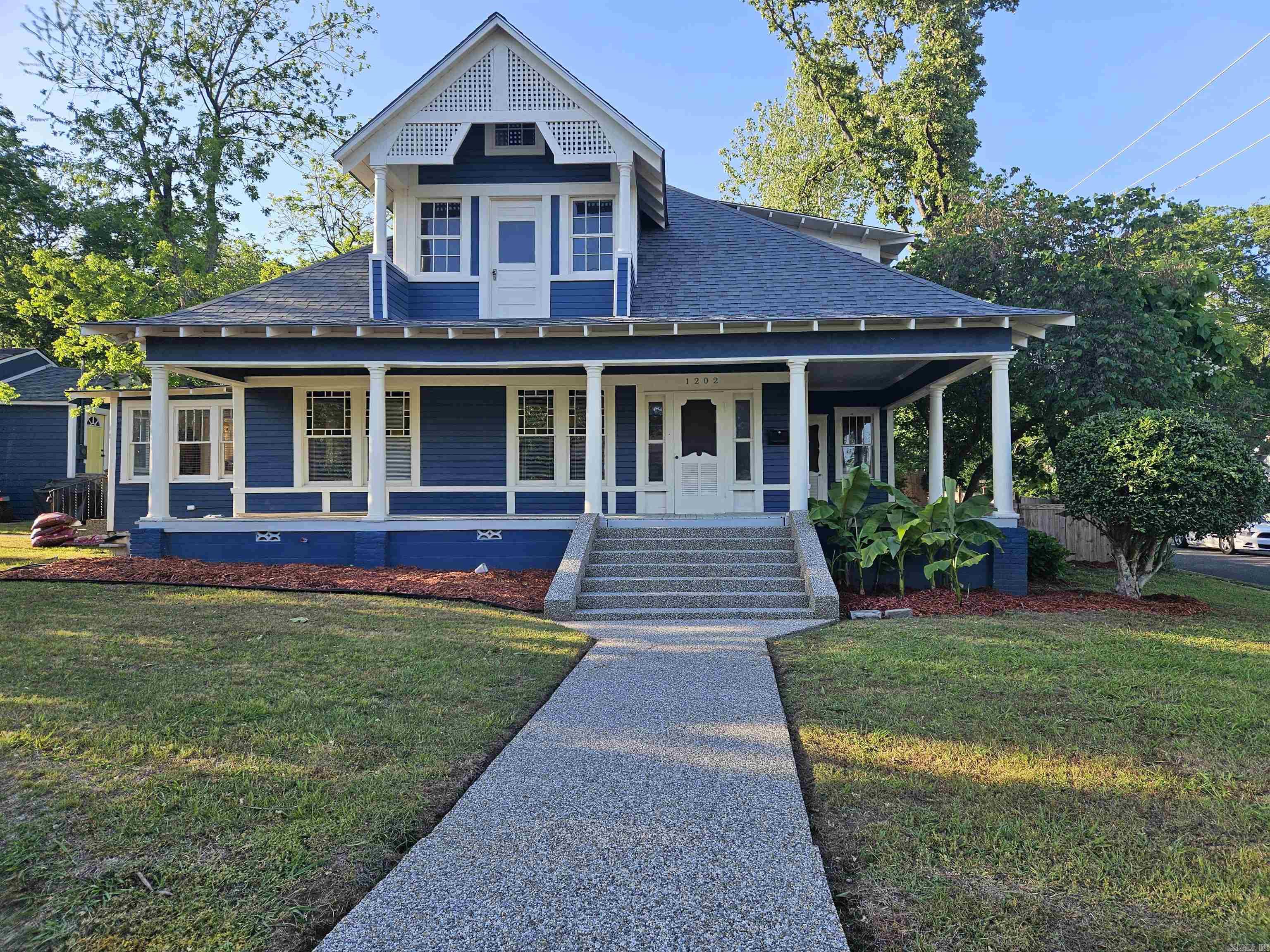 1202 Hobson Avenue Property Photo 1