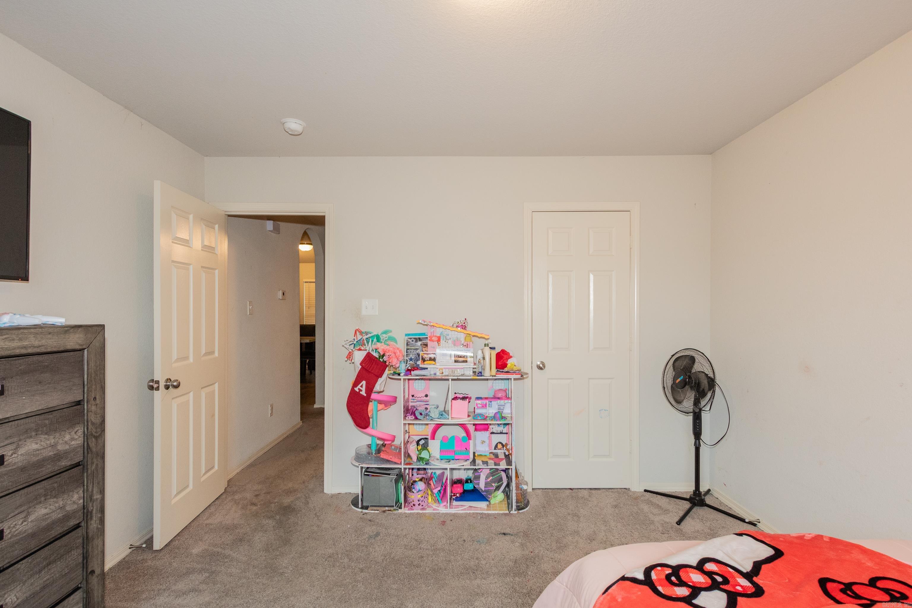 6081 Saddle Hill Drive Property Photo 22