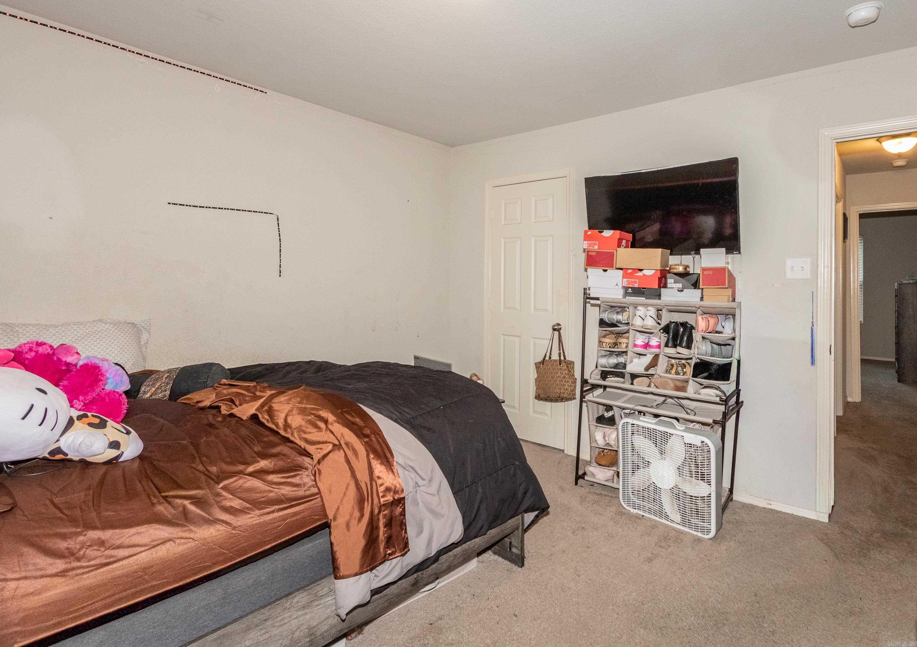 6081 Saddle Hill Drive Property Photo 27
