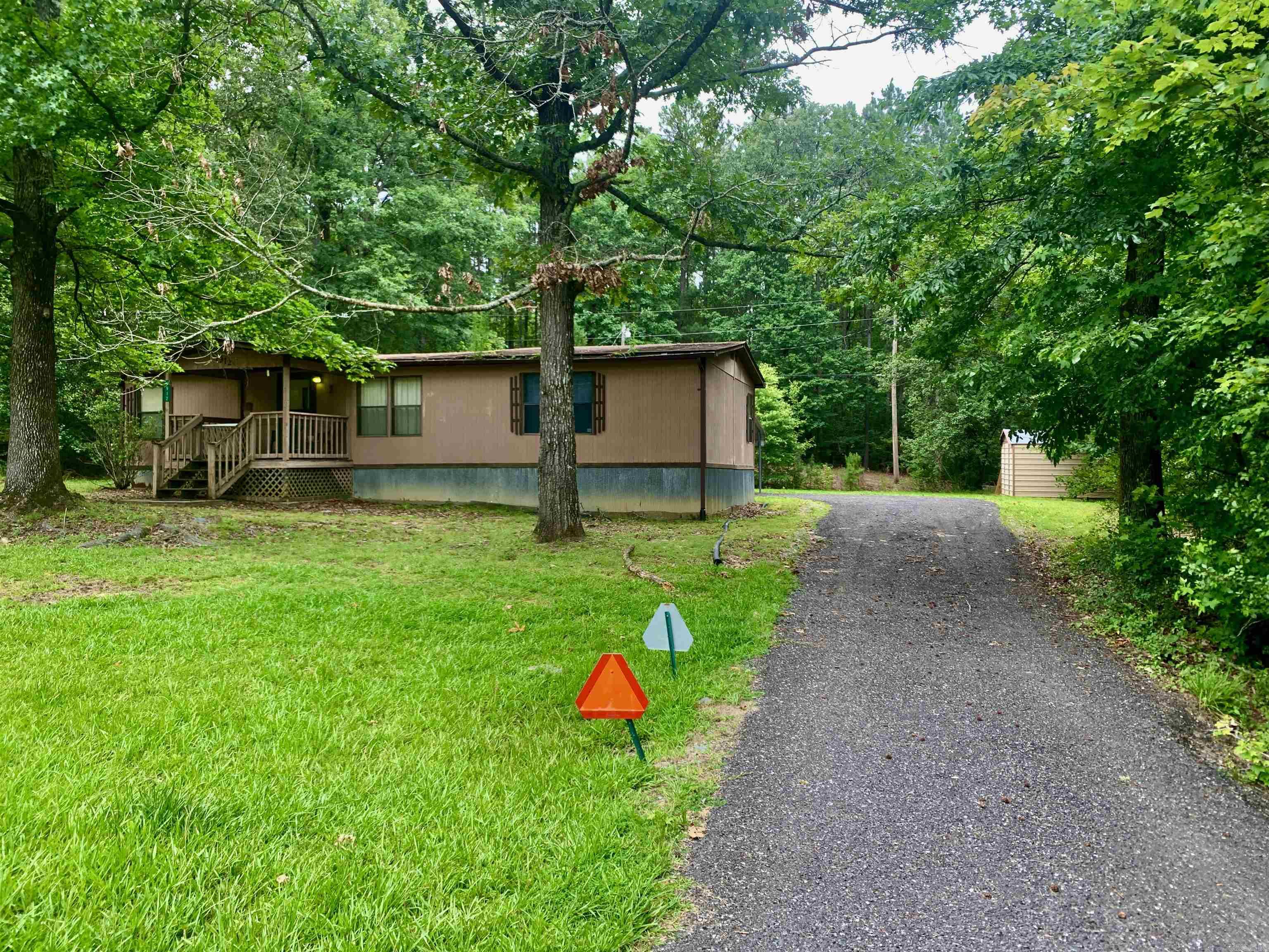 1912 Jennings Road Property Photo 3