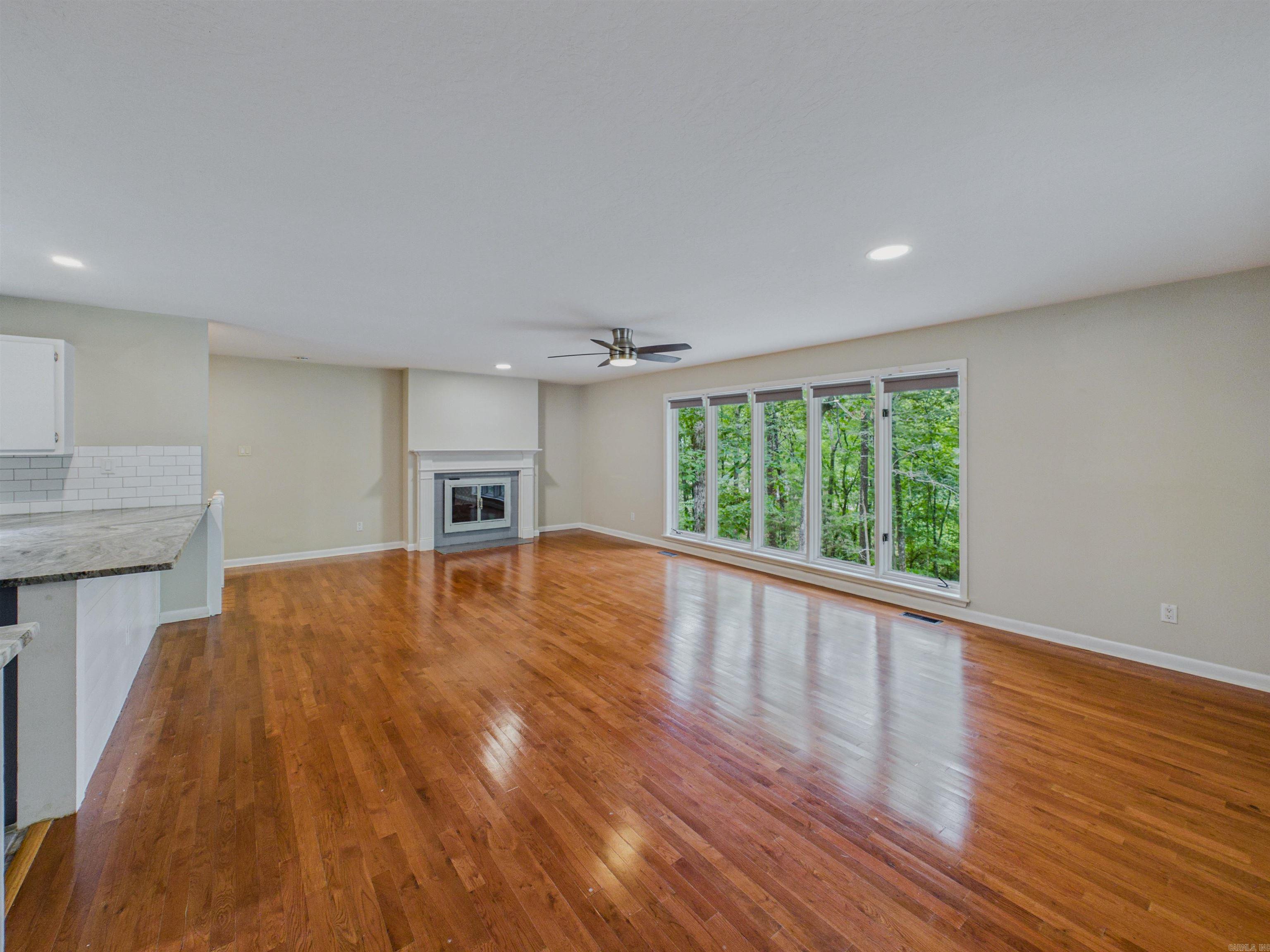 6 Castellon Drive Property Photo 10