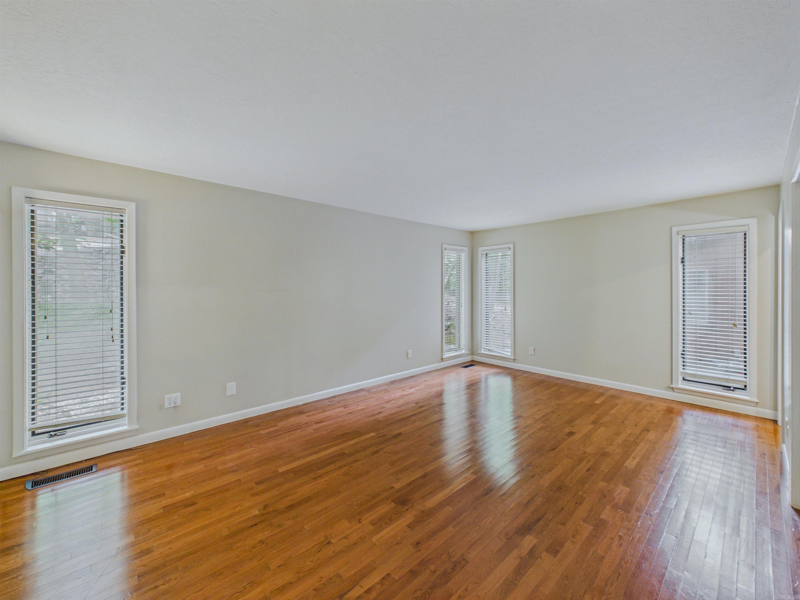 6 Castellon Drive Property Photo 19