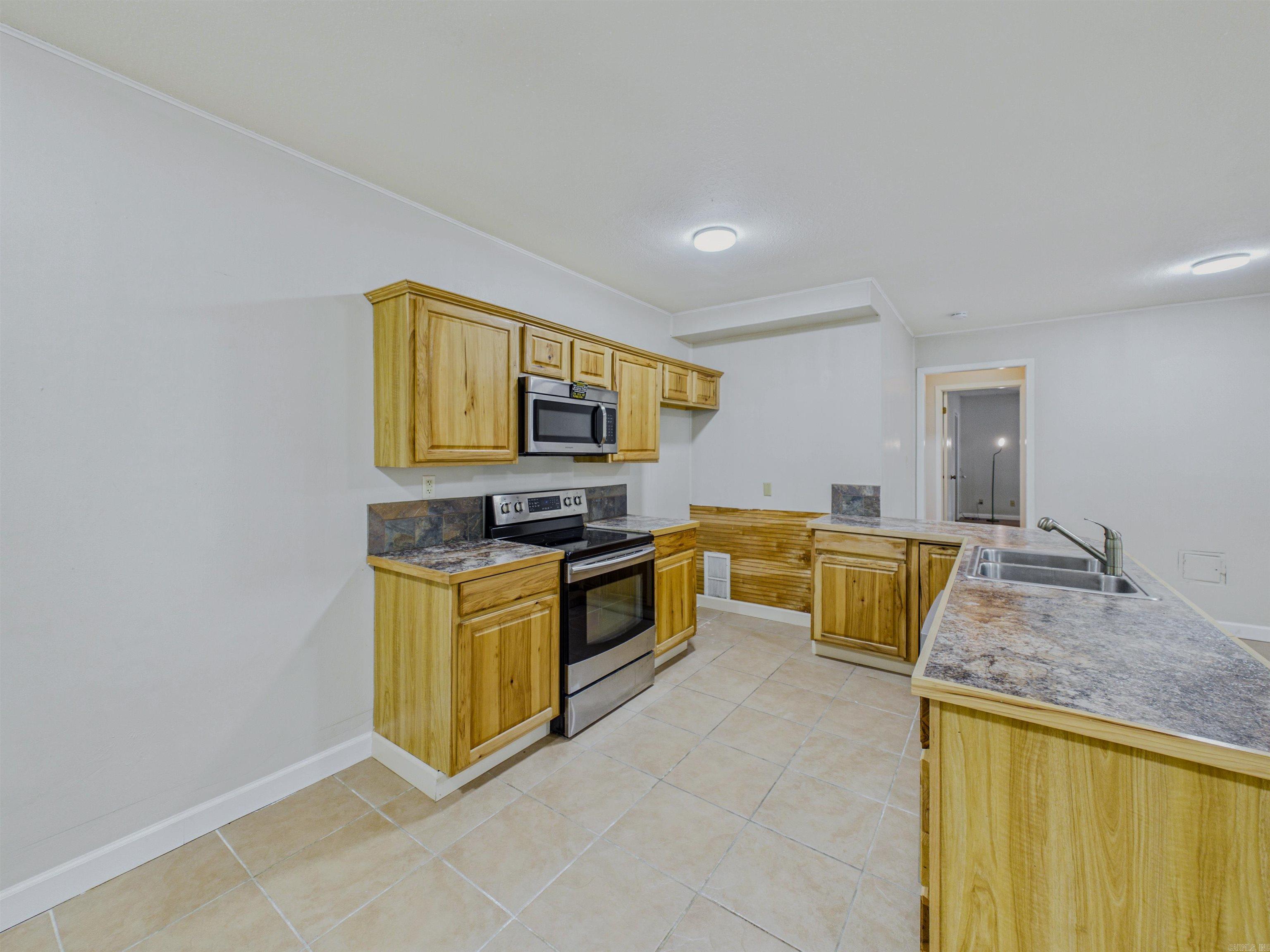 6 Castellon Drive Property Photo 26
