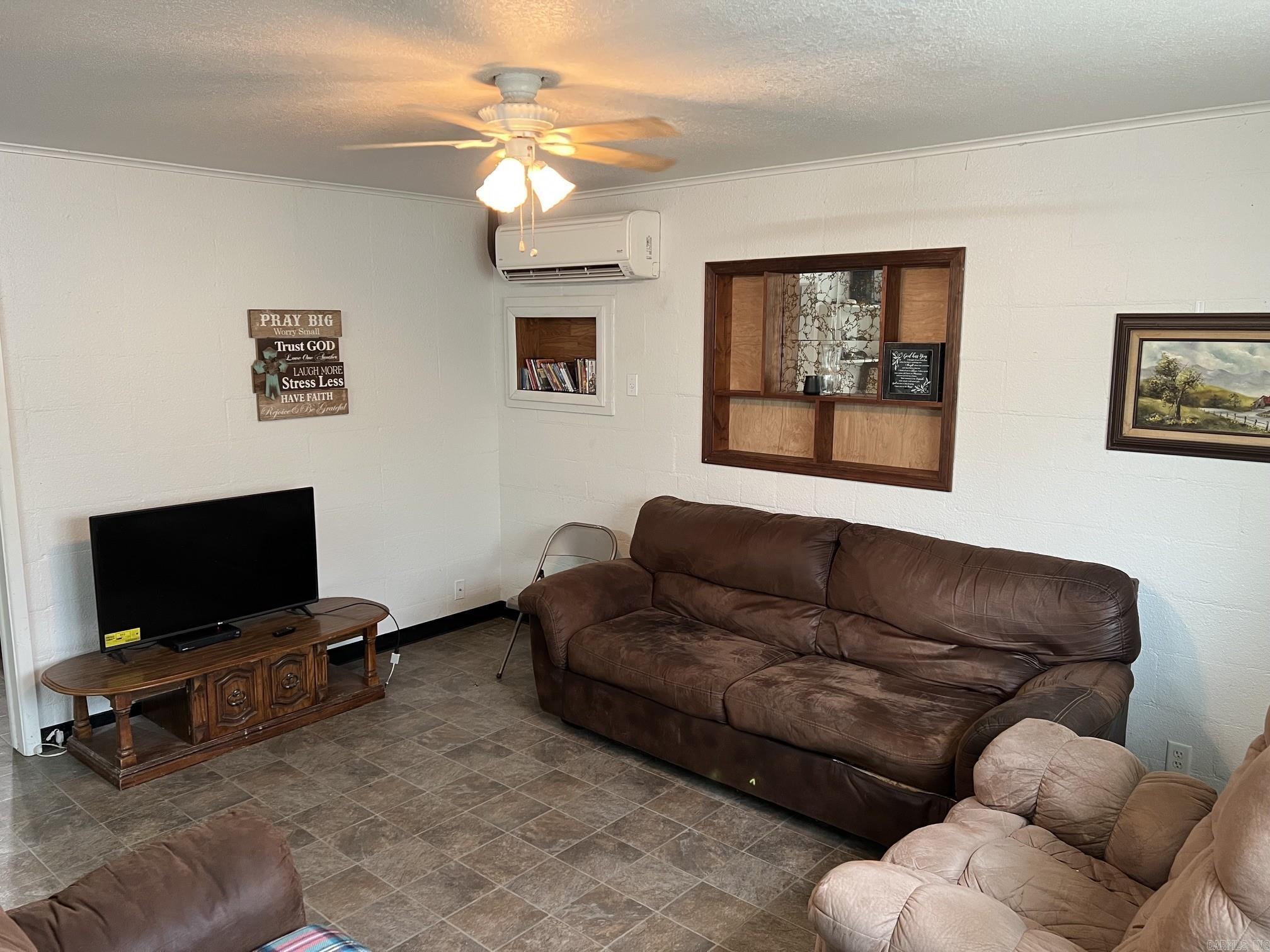 1111 Weiss Street Property Photo 7