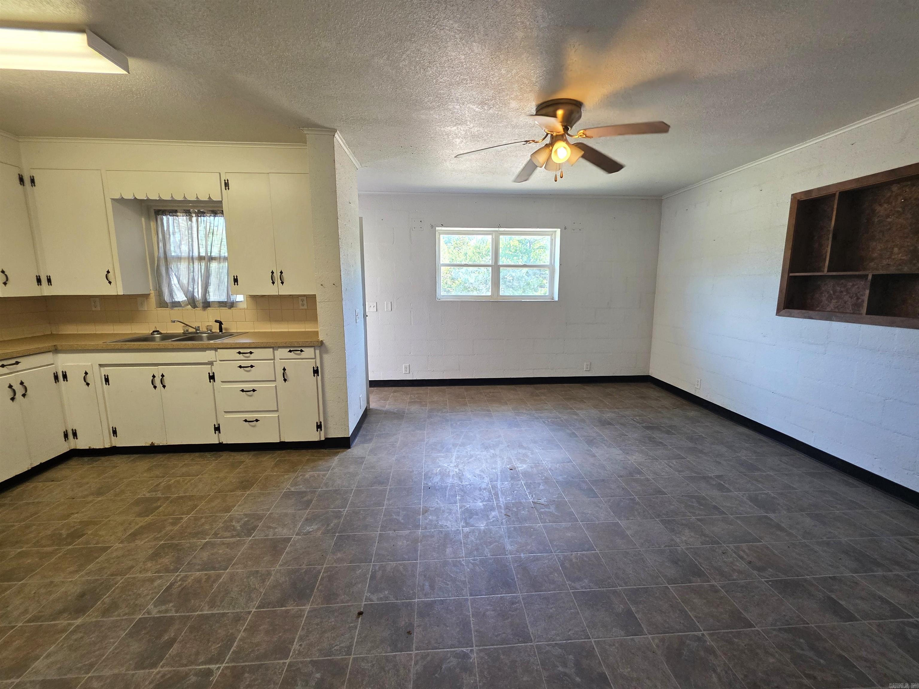 1111 Weiss Street Property Photo 16