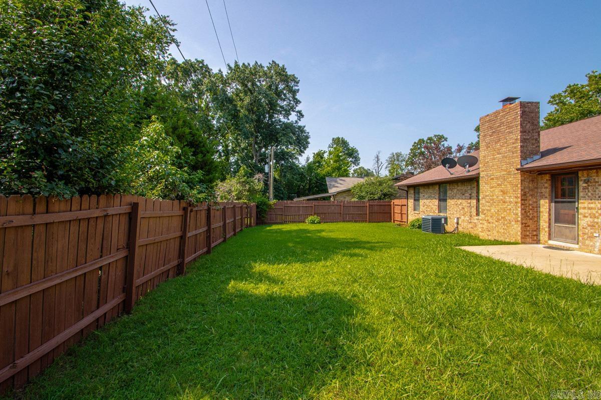 101 Crossbow Ct Property Photo 4