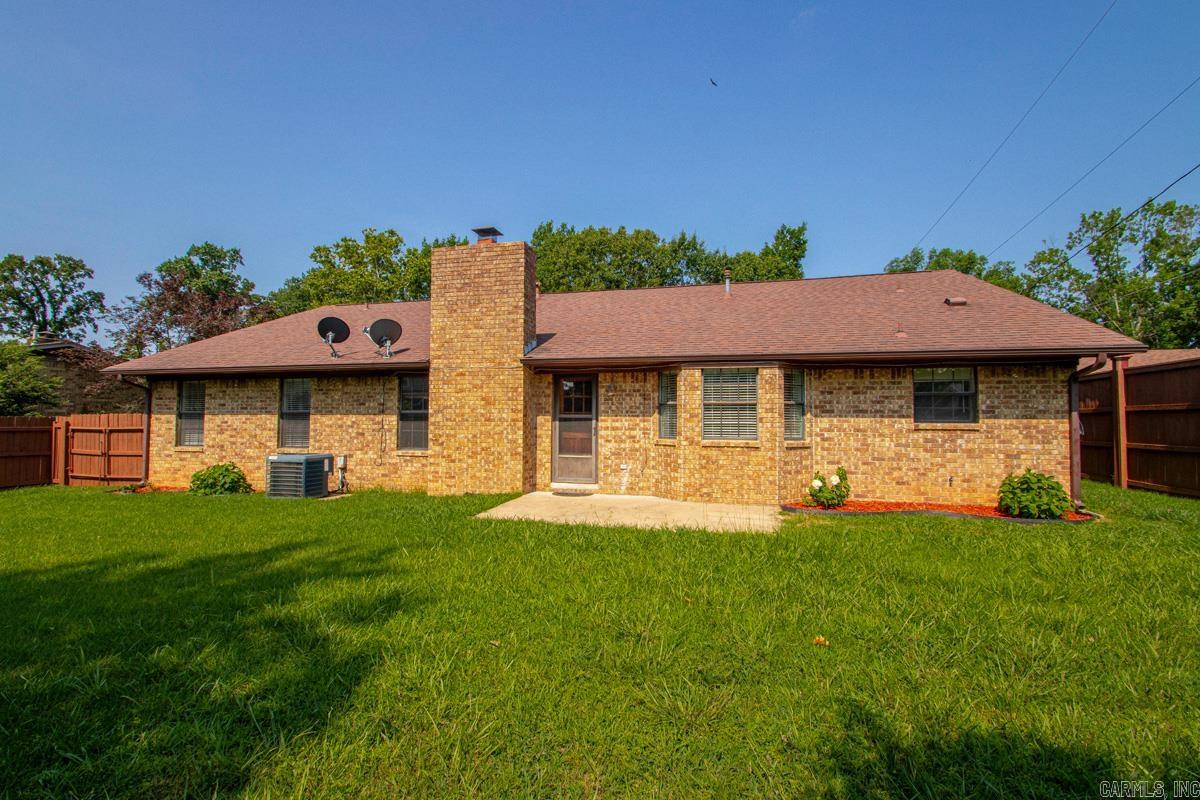 101 Crossbow Ct Property Photo 6