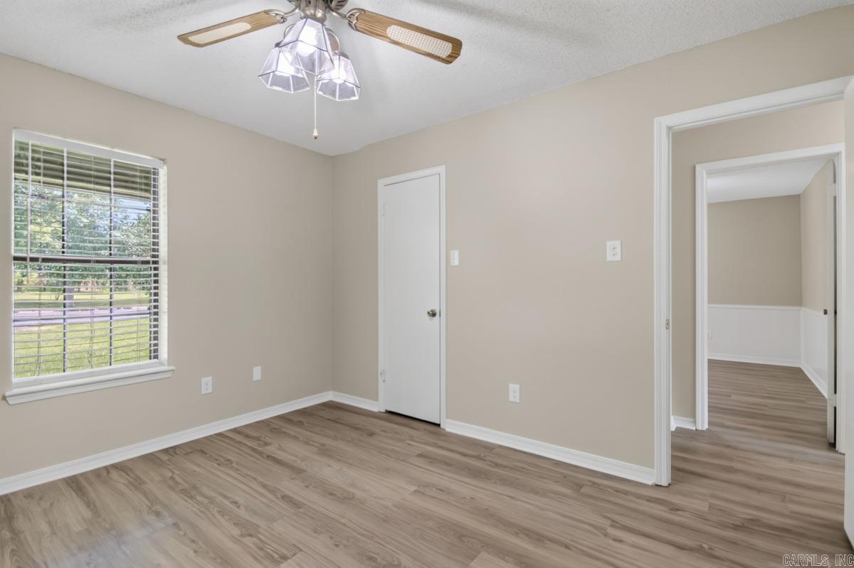 101 Crossbow Ct Property Photo 32