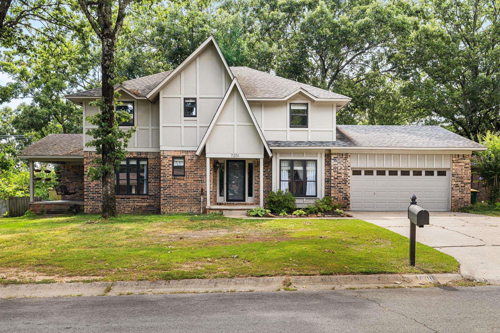7201 Sequoyah Lane Property Photo 1