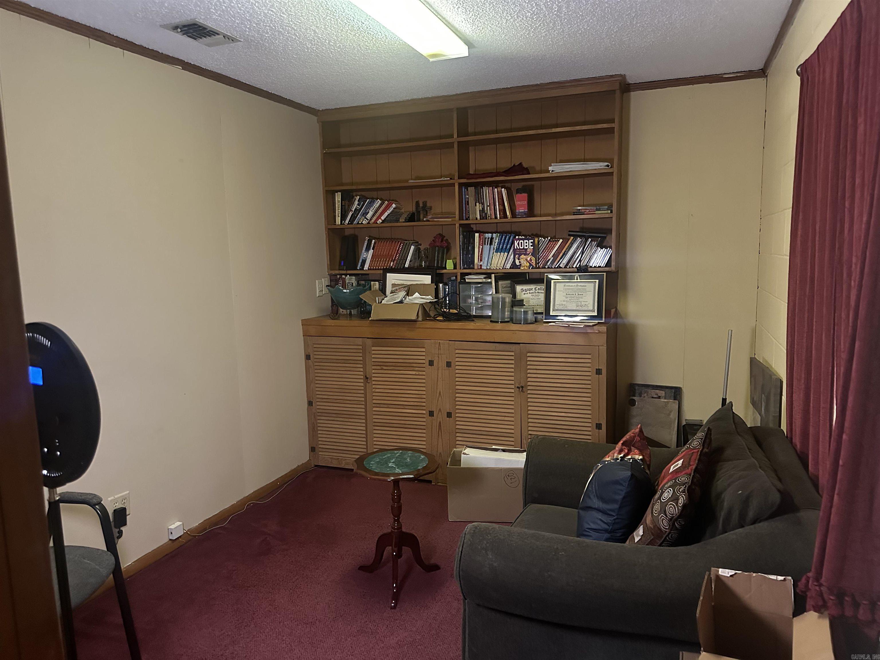 2019 Watt St Property Photo 11
