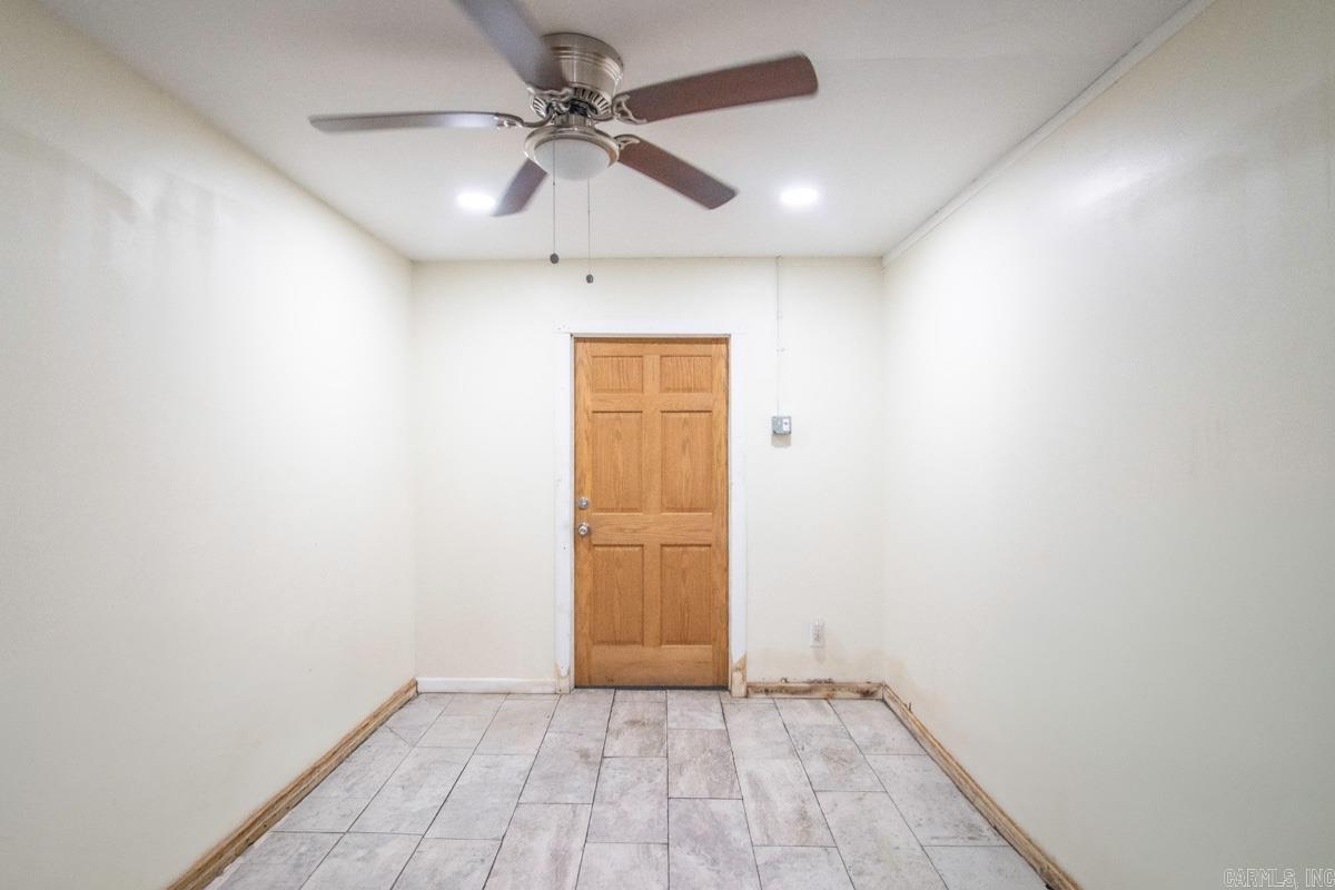 4521 Asher Avenue Property Photo 7