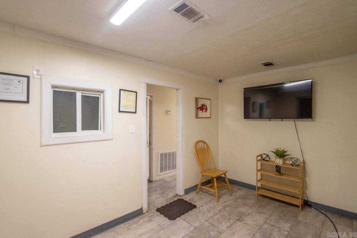 4521 Asher Avenue Property Photo 12