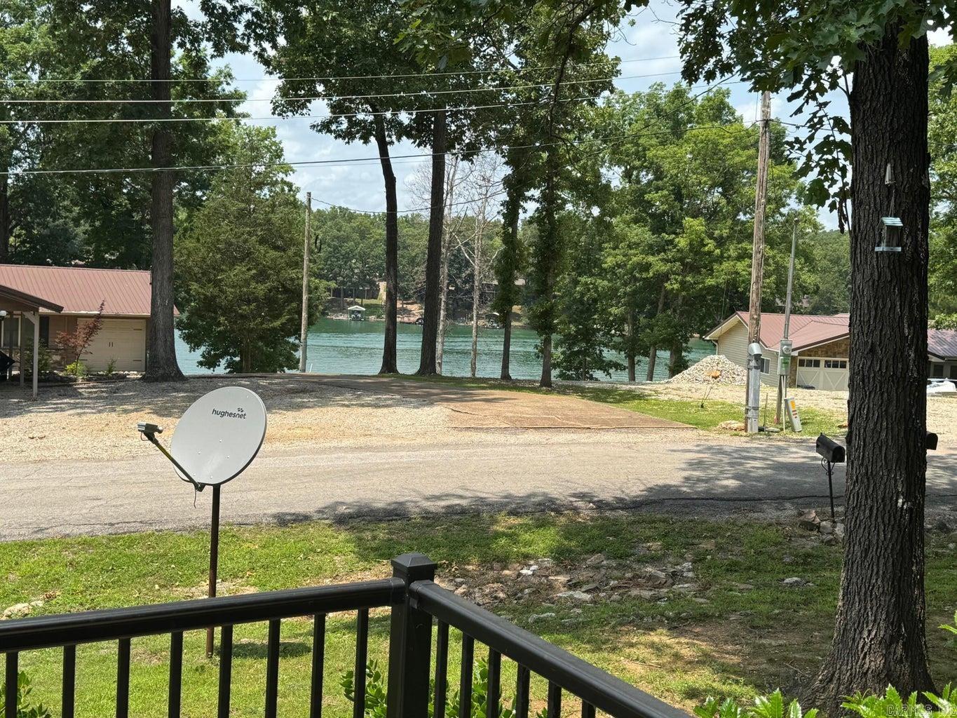 24 Wyandotte Drive Property Photo 3