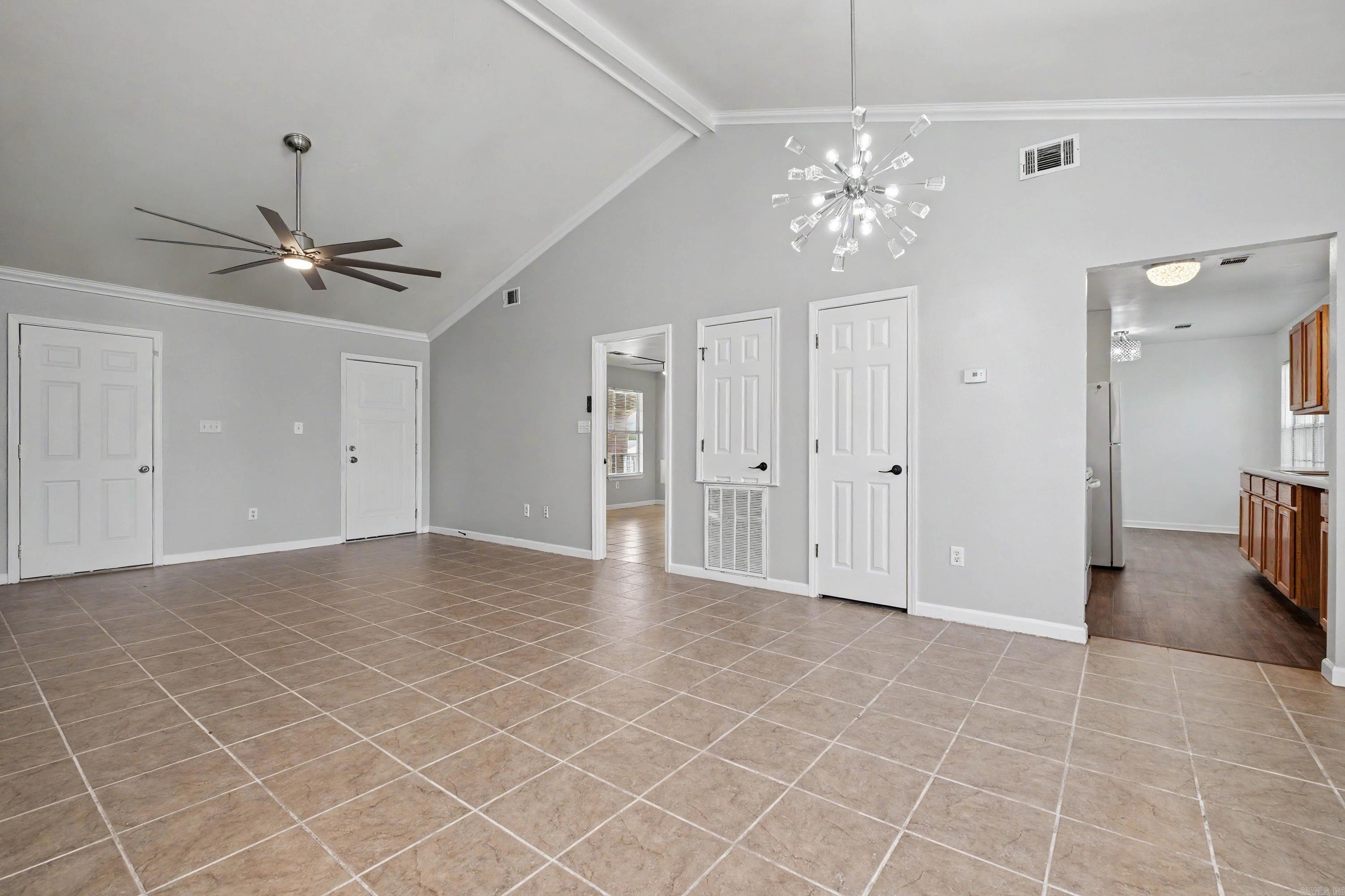 11916 Krestridge Dr Property Photo 4