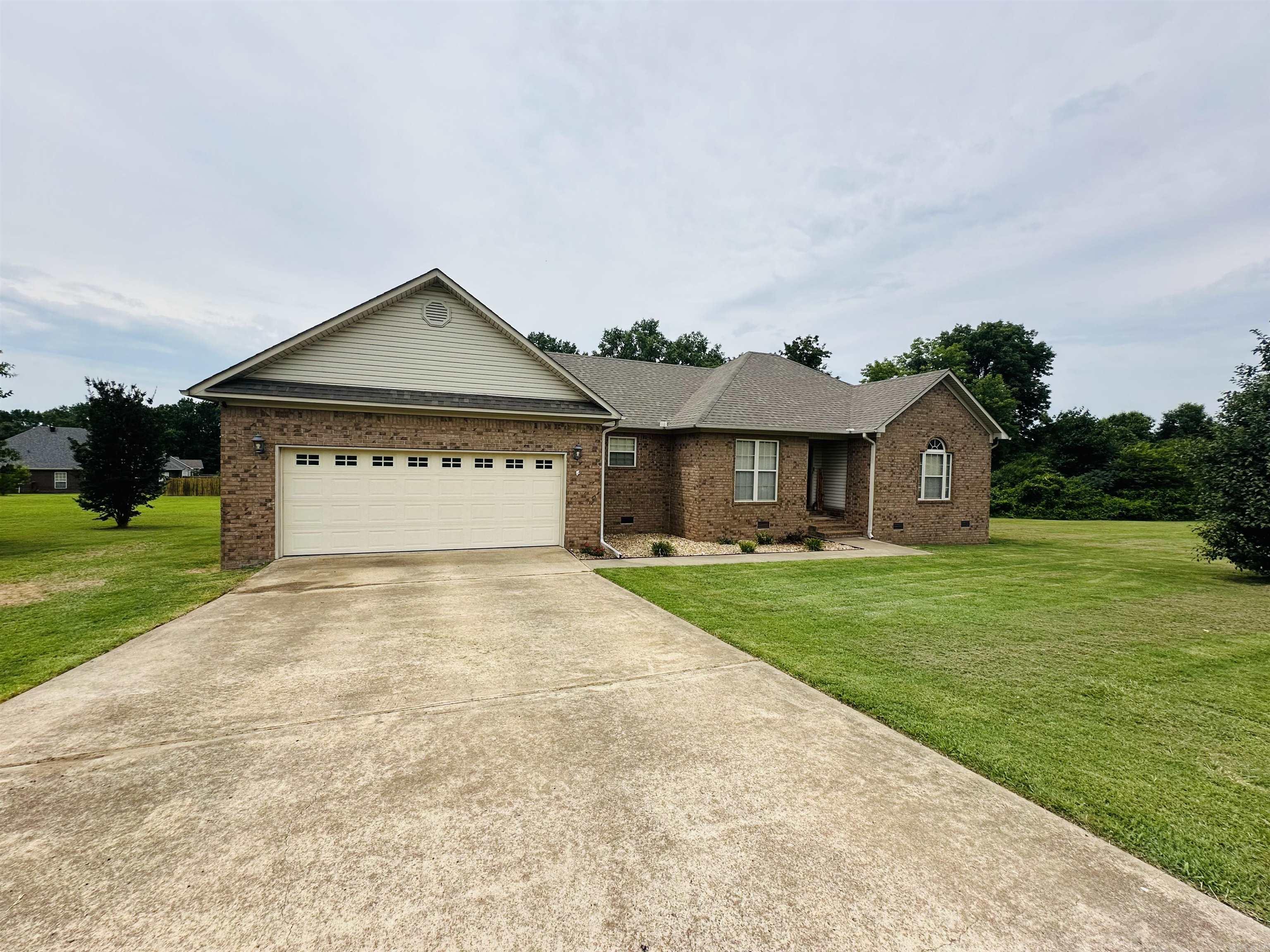 106 Martha Jean Lane Property Photo 2