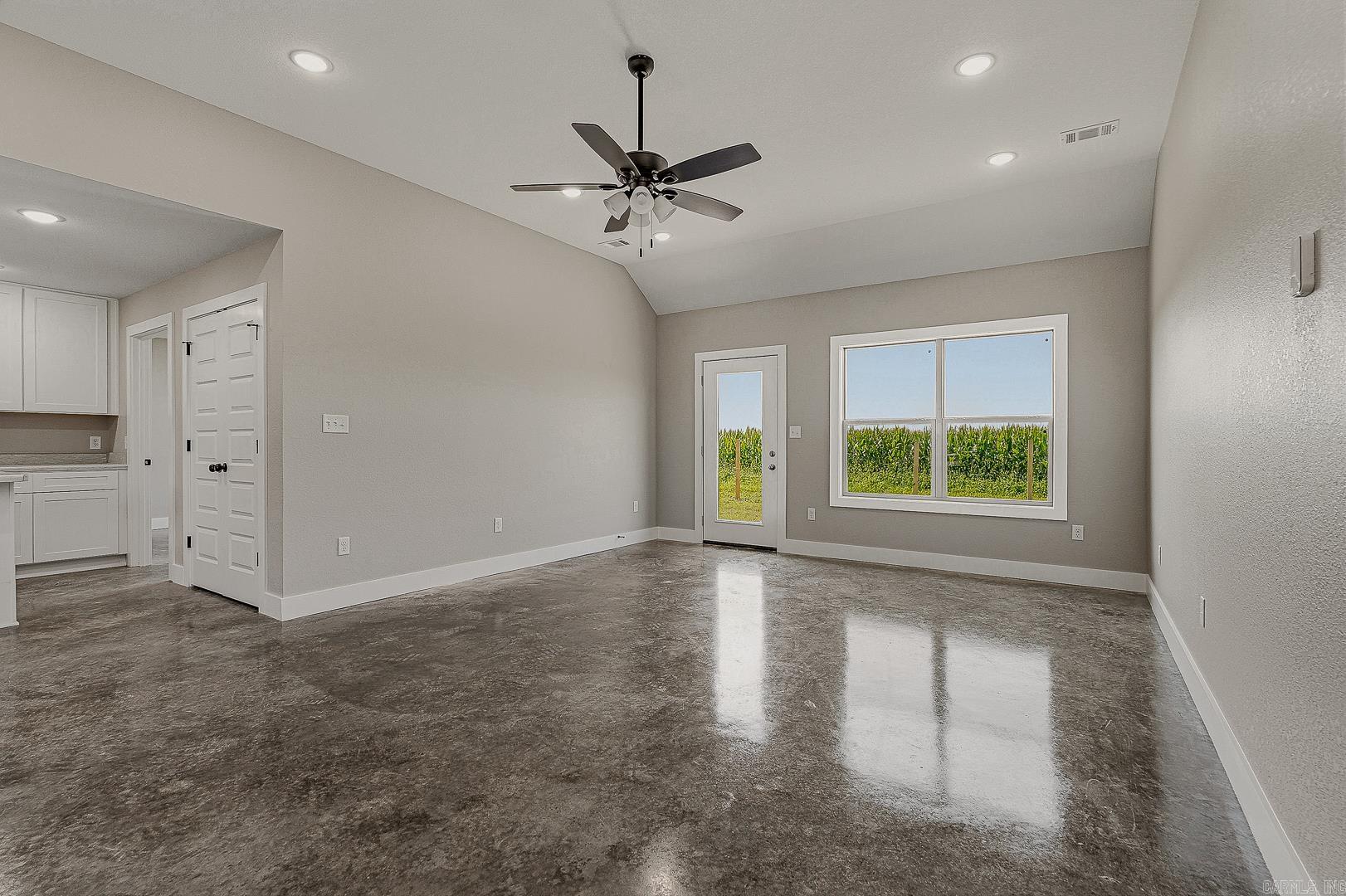 1011 Sixth Property Photo 17