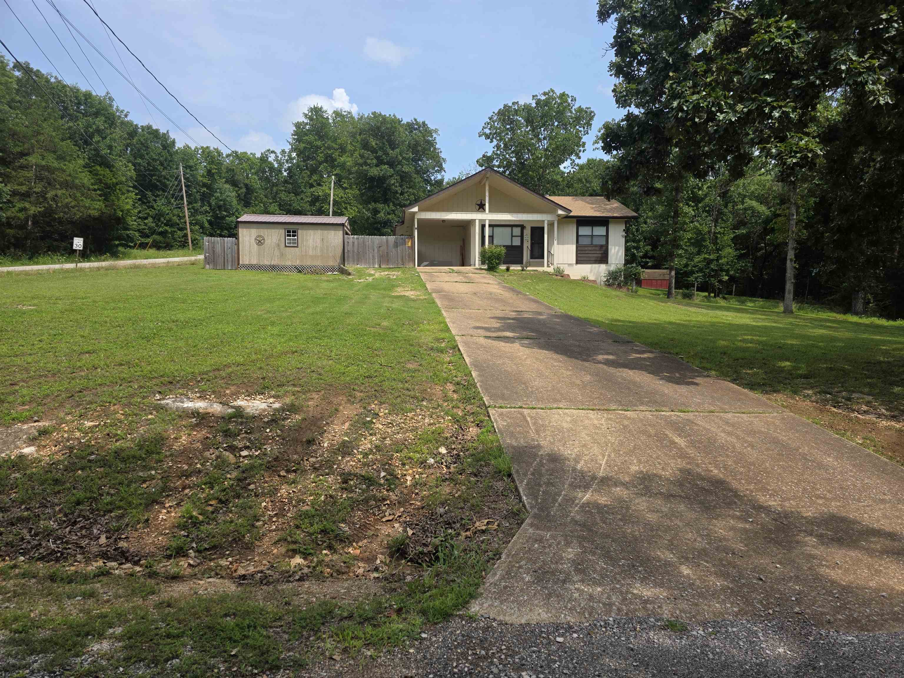 167 Cherokee Road Property Photo 2