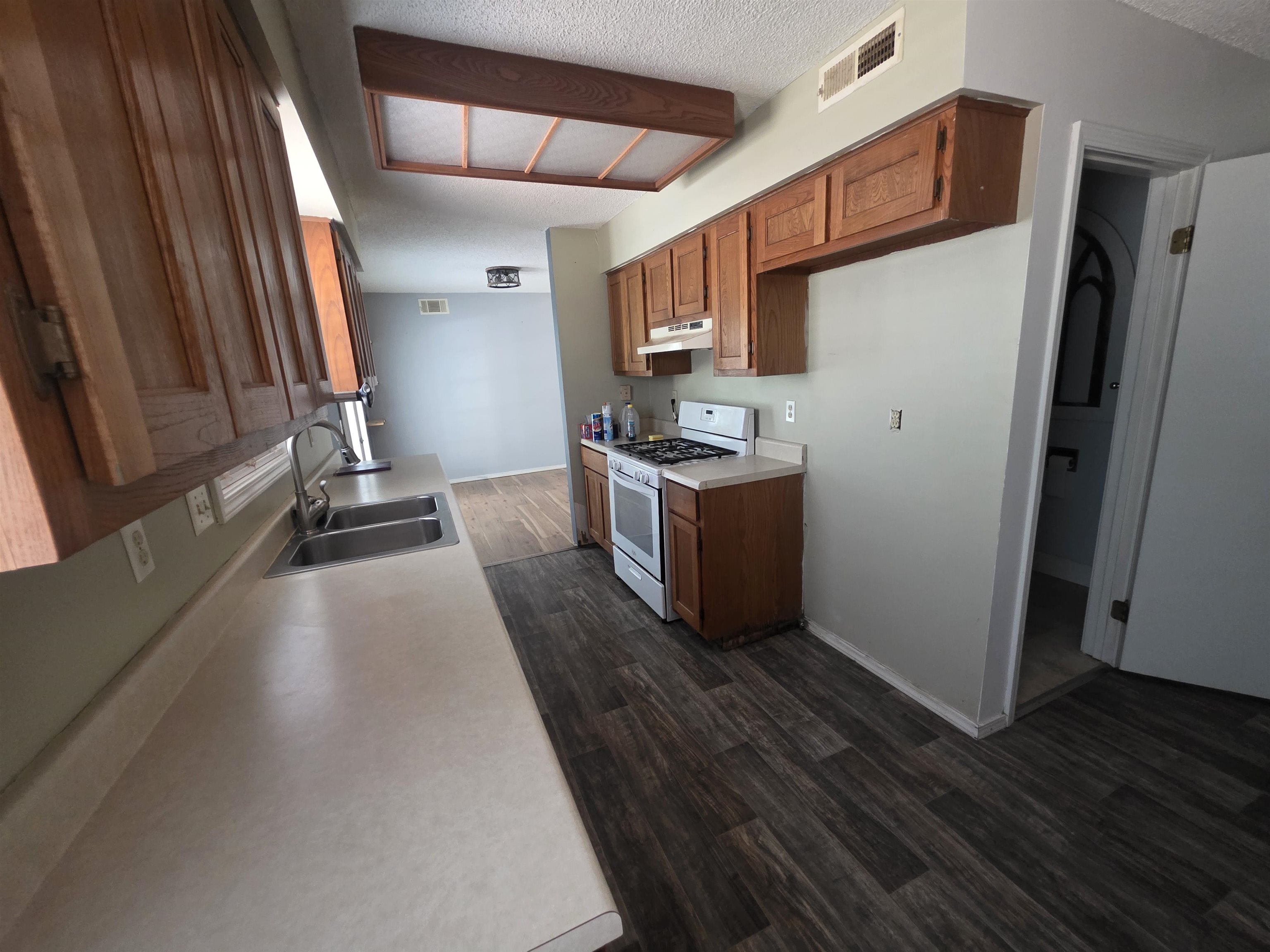 167 Cherokee Road Property Photo 22