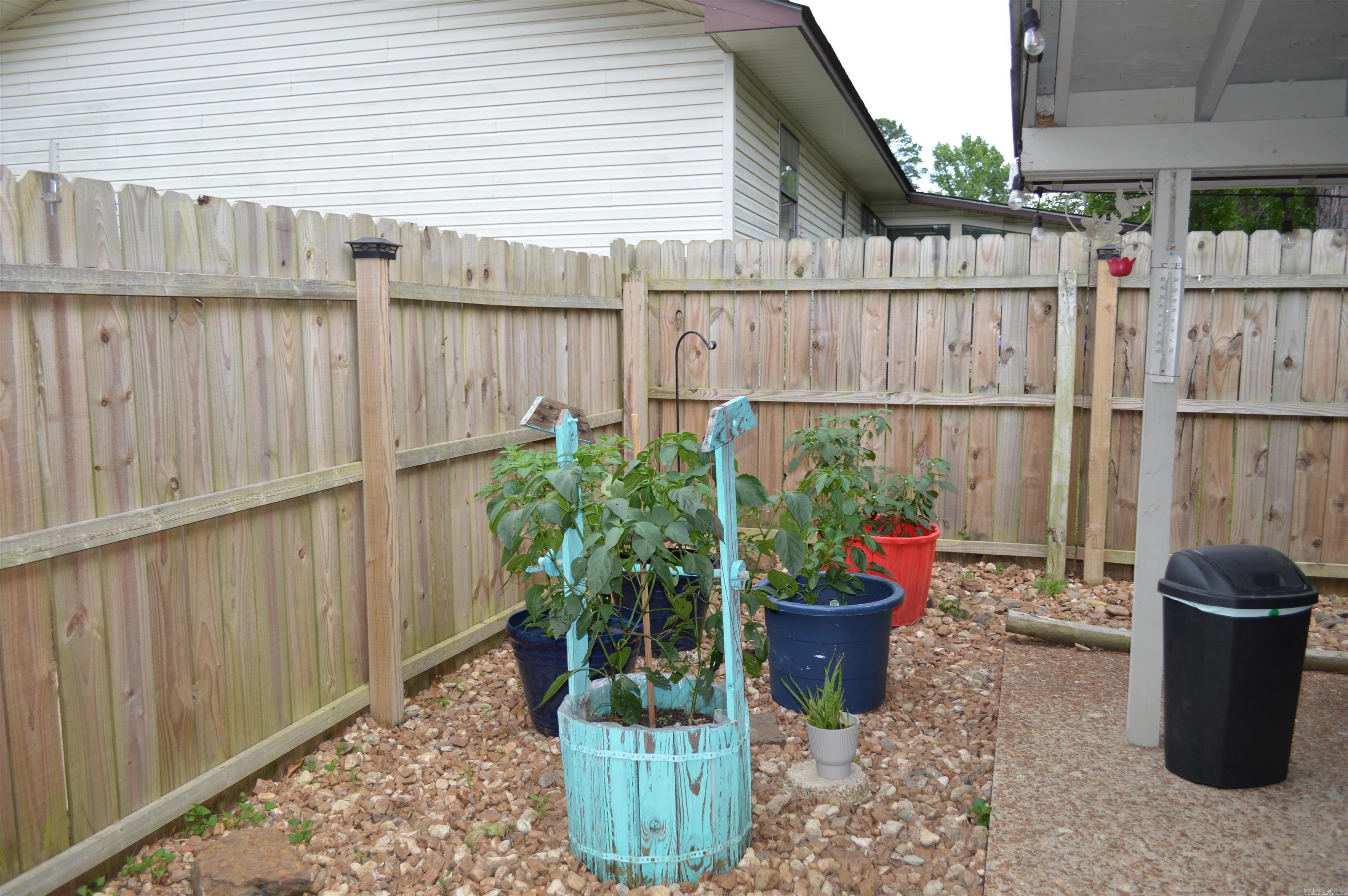 1201 W Front Street Property Photo 3
