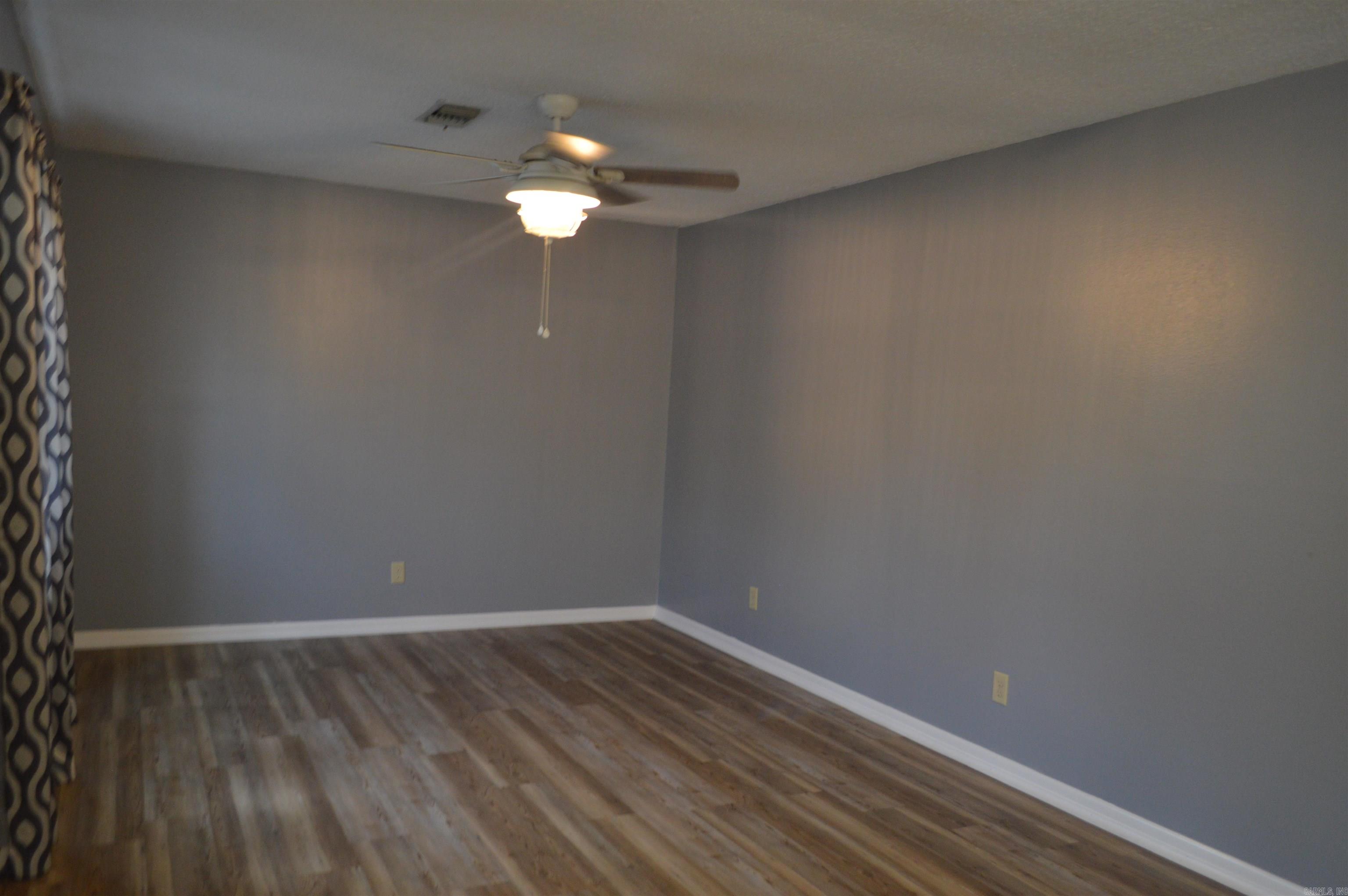 1201 W Front Street Property Photo 7