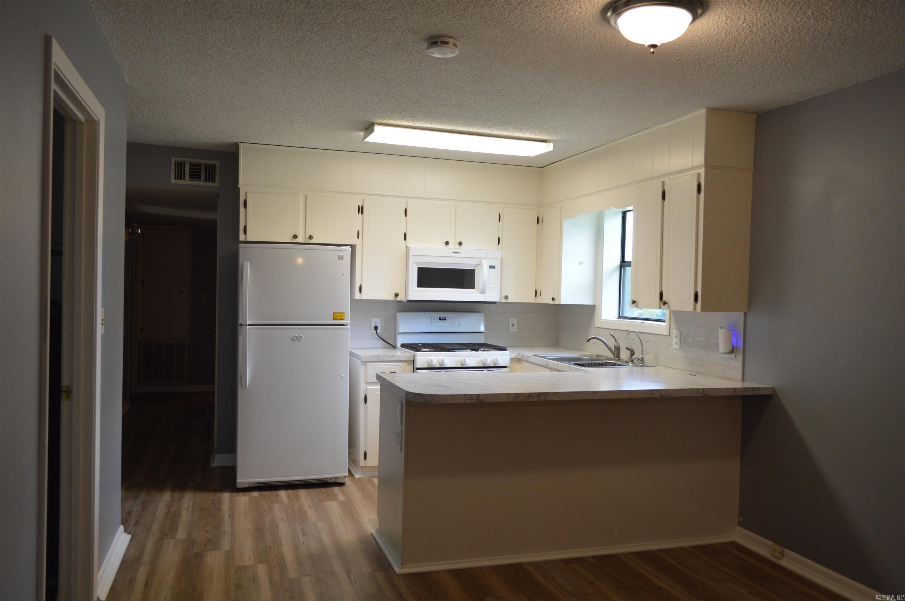 1201 W Front Street Property Photo 8