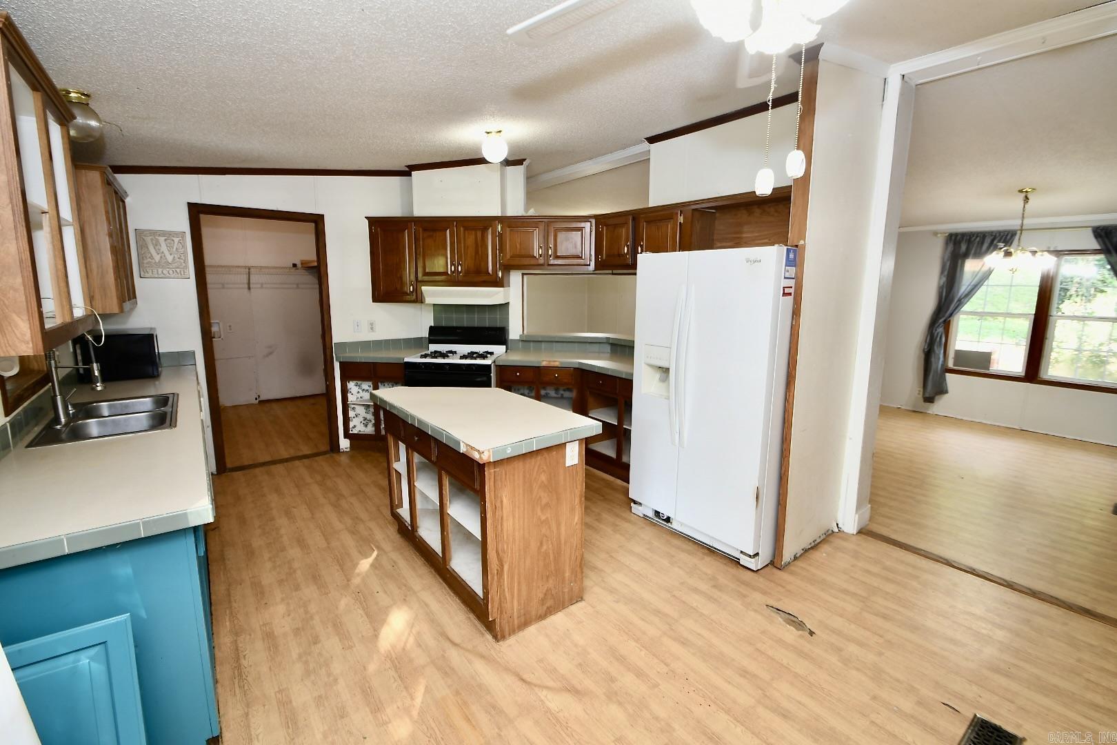 388 Grandstaff Dr Property Photo 27