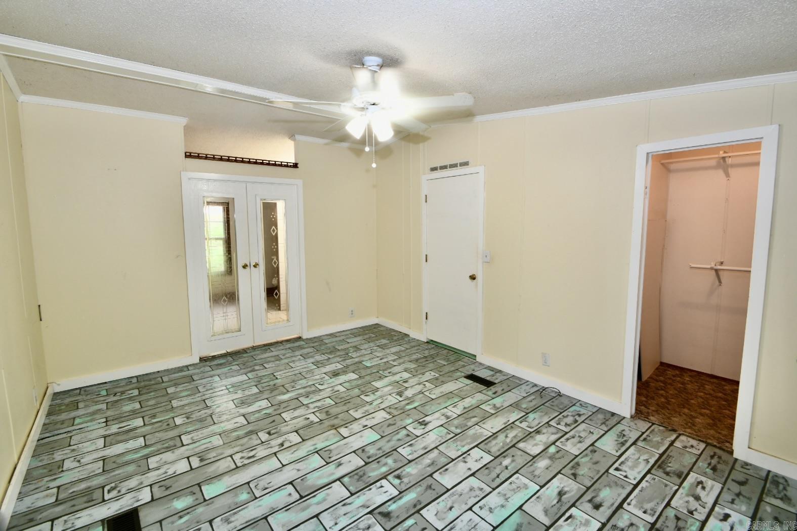 388 Grandstaff Dr Property Photo 35