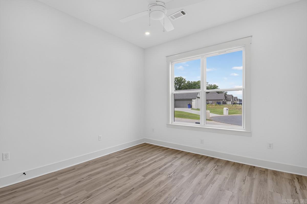 611 Corondelet Lane Property Photo 17