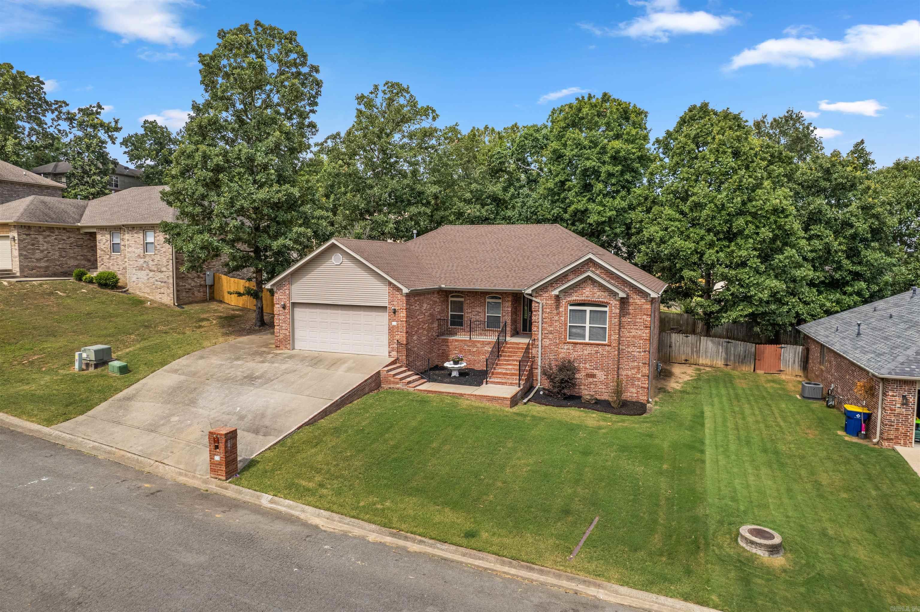 22 Pecan Lane Property Photo 3
