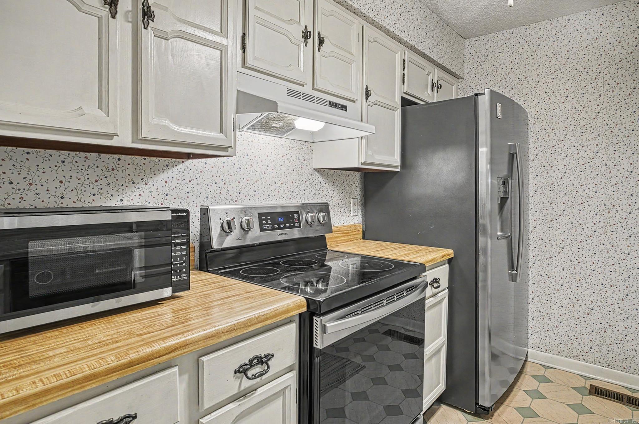43 Halcon Place Property Photo 8