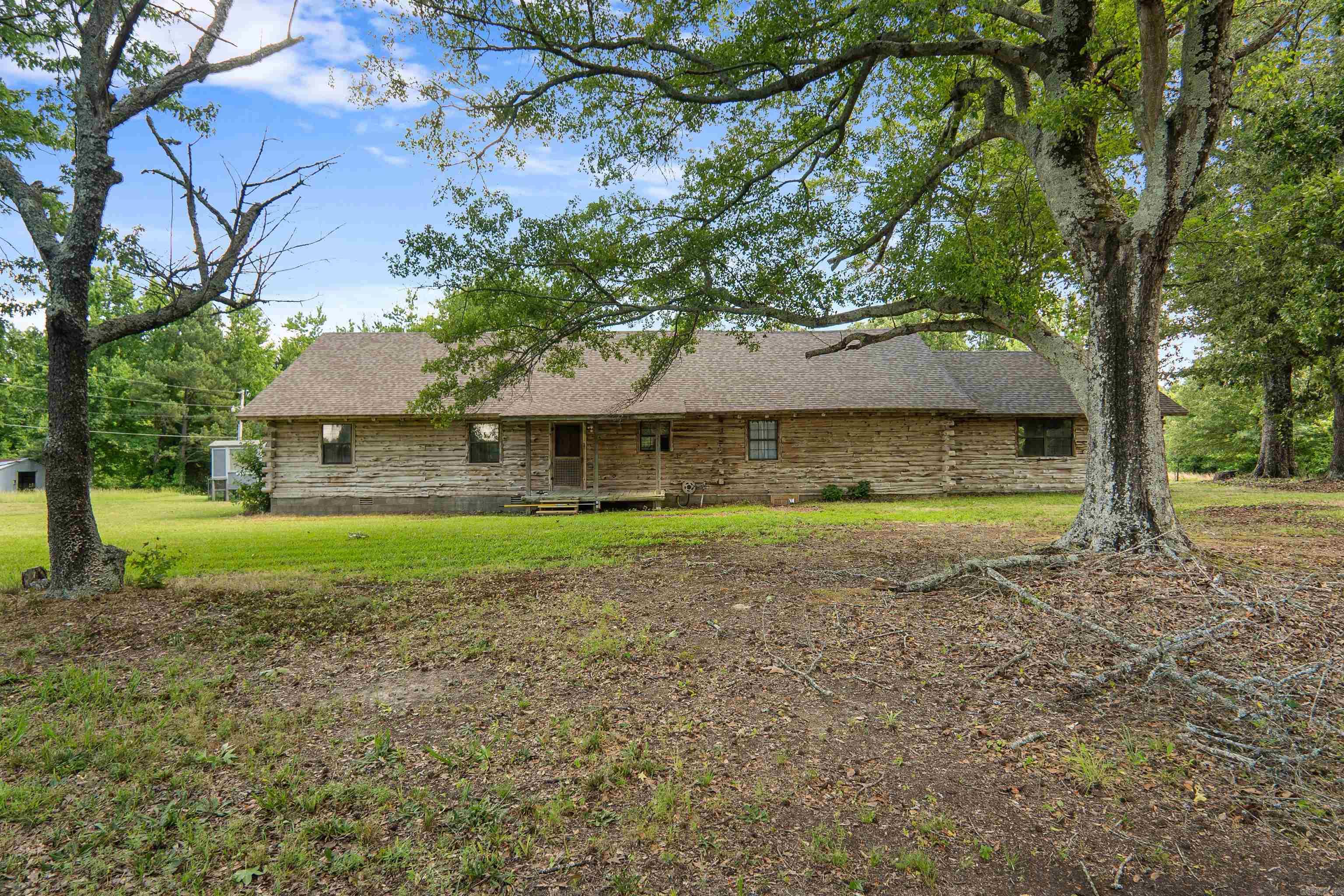 619 Pickthorne Road Property Photo 2