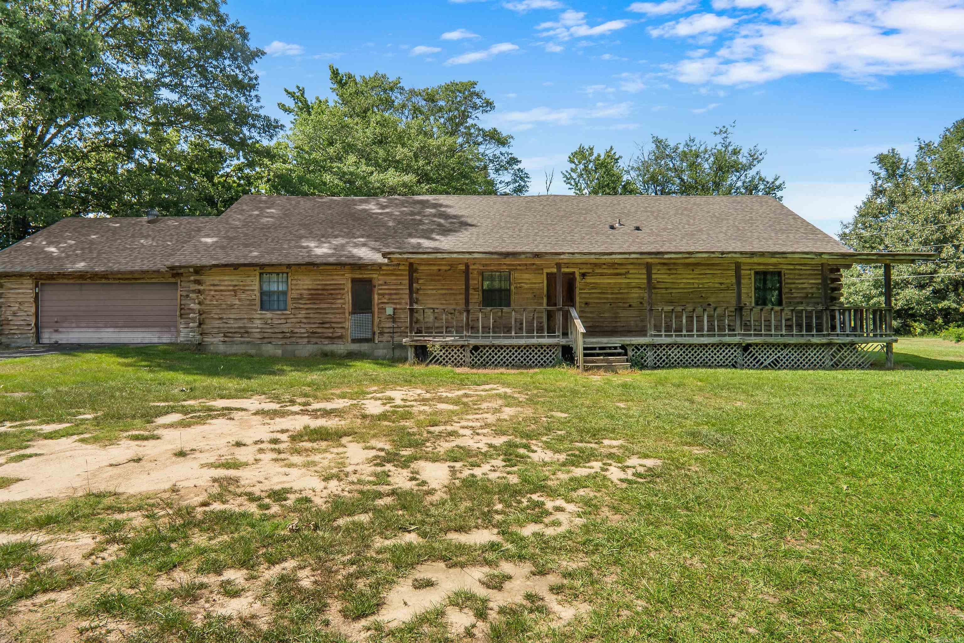 619 Pickthorne Road Property Photo 4