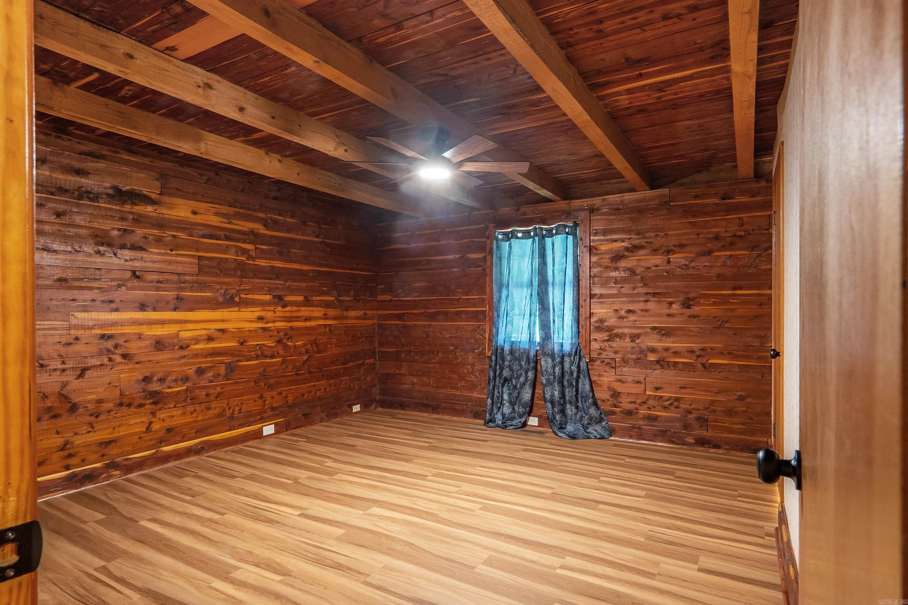 619 Pickthorne Road Property Photo 30
