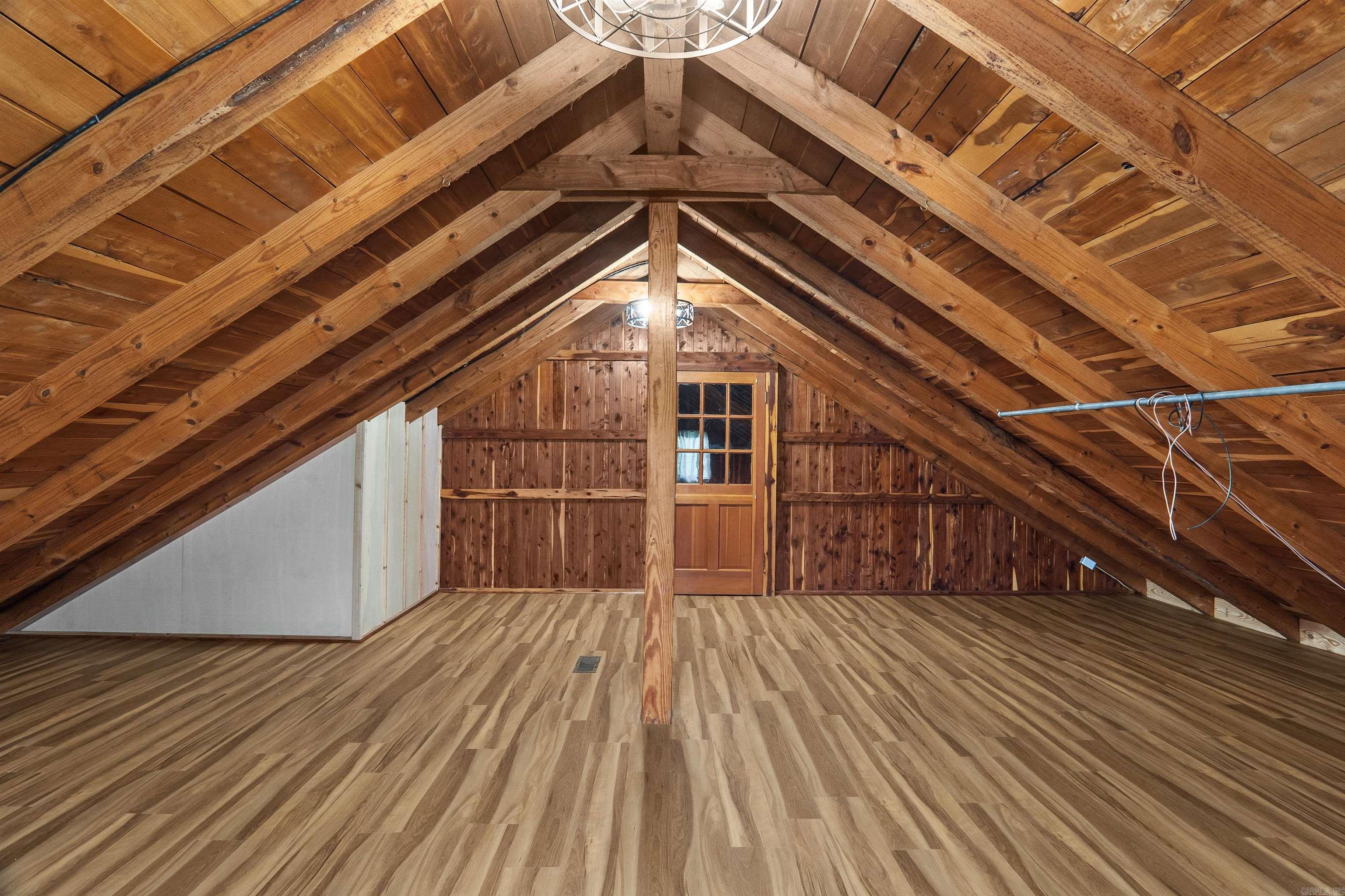 619 Pickthorne Road Property Photo 39