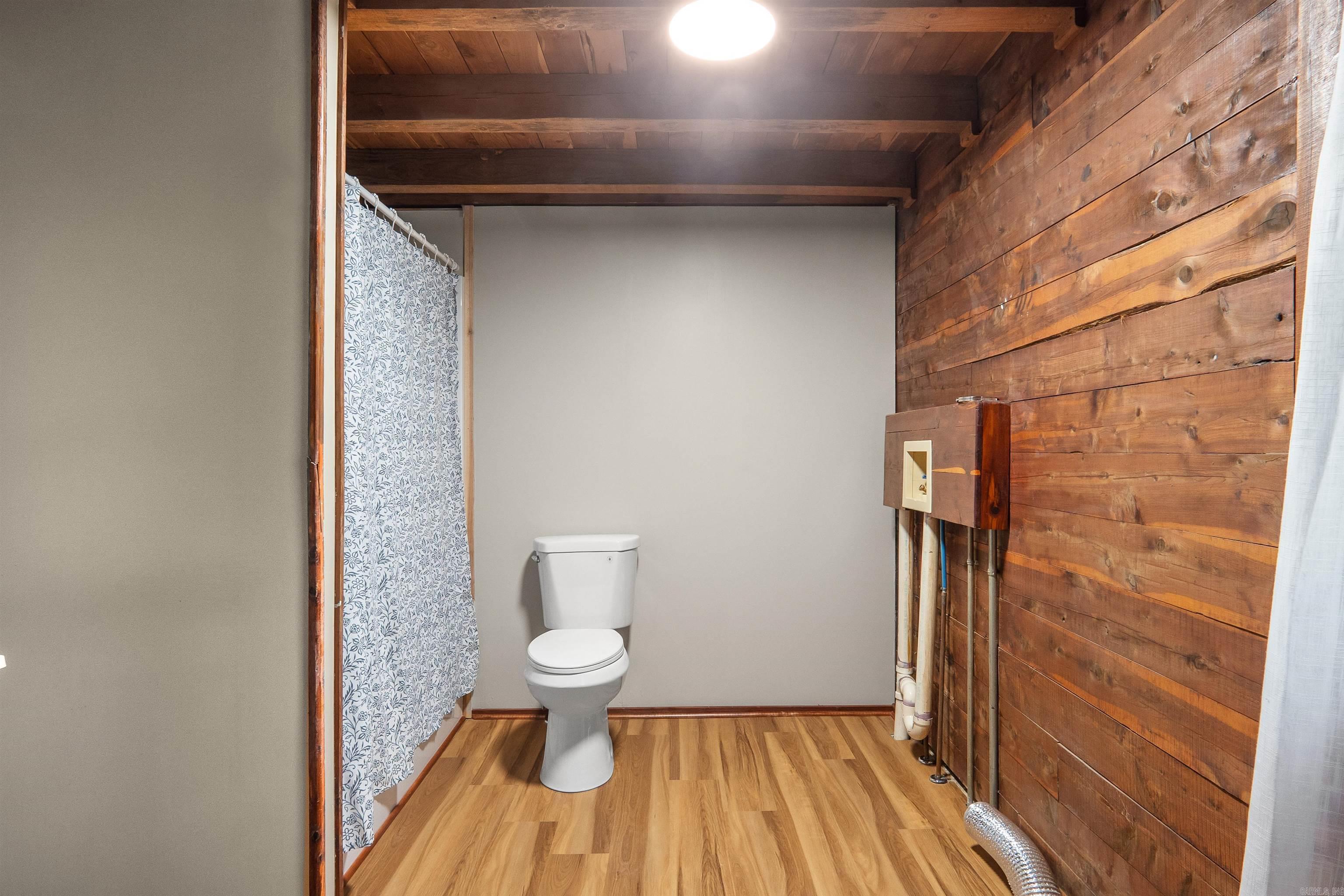 619 Pickthorne Road Property Photo 41