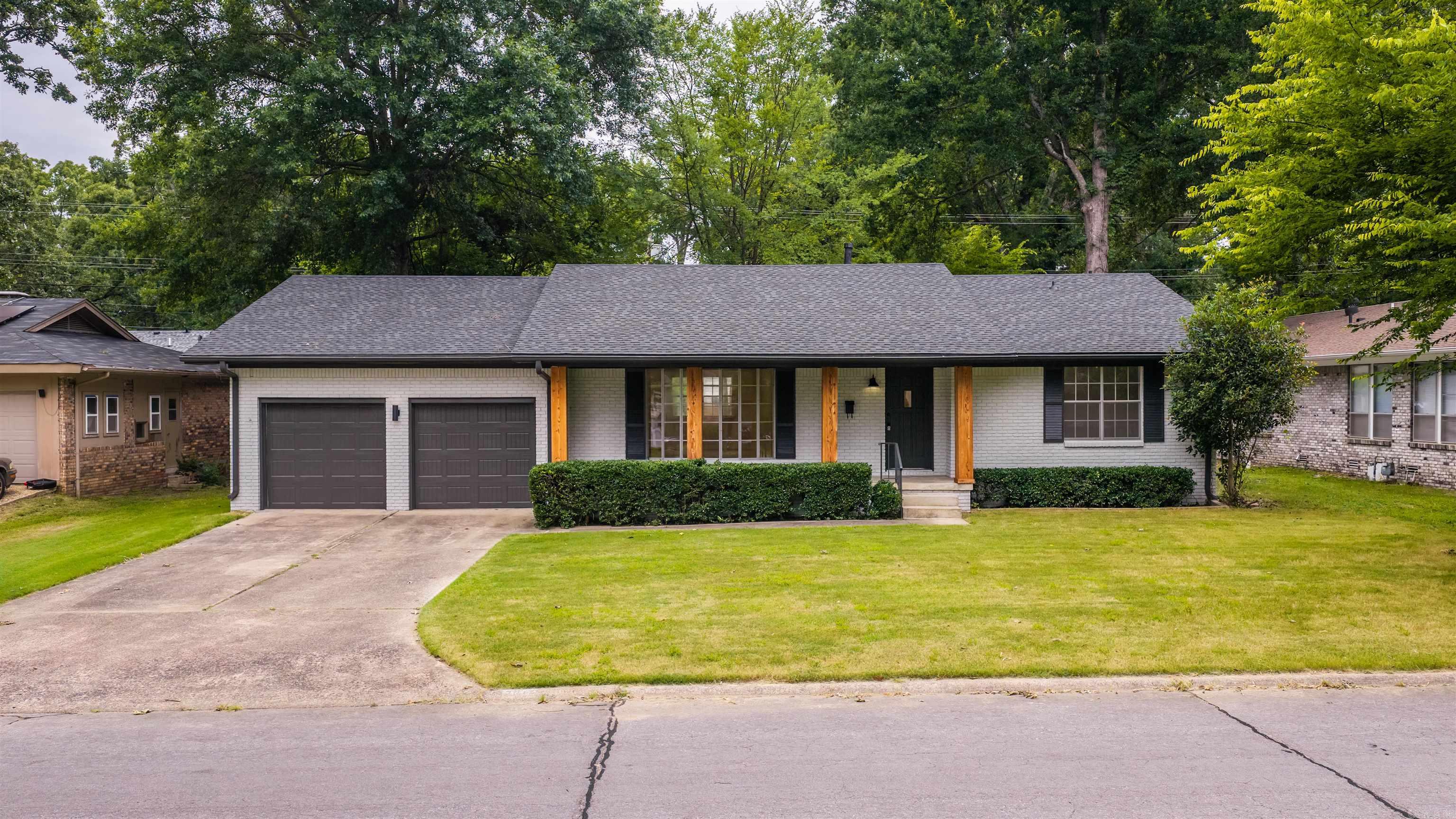 7618 Choctaw Road Property Photo 1
