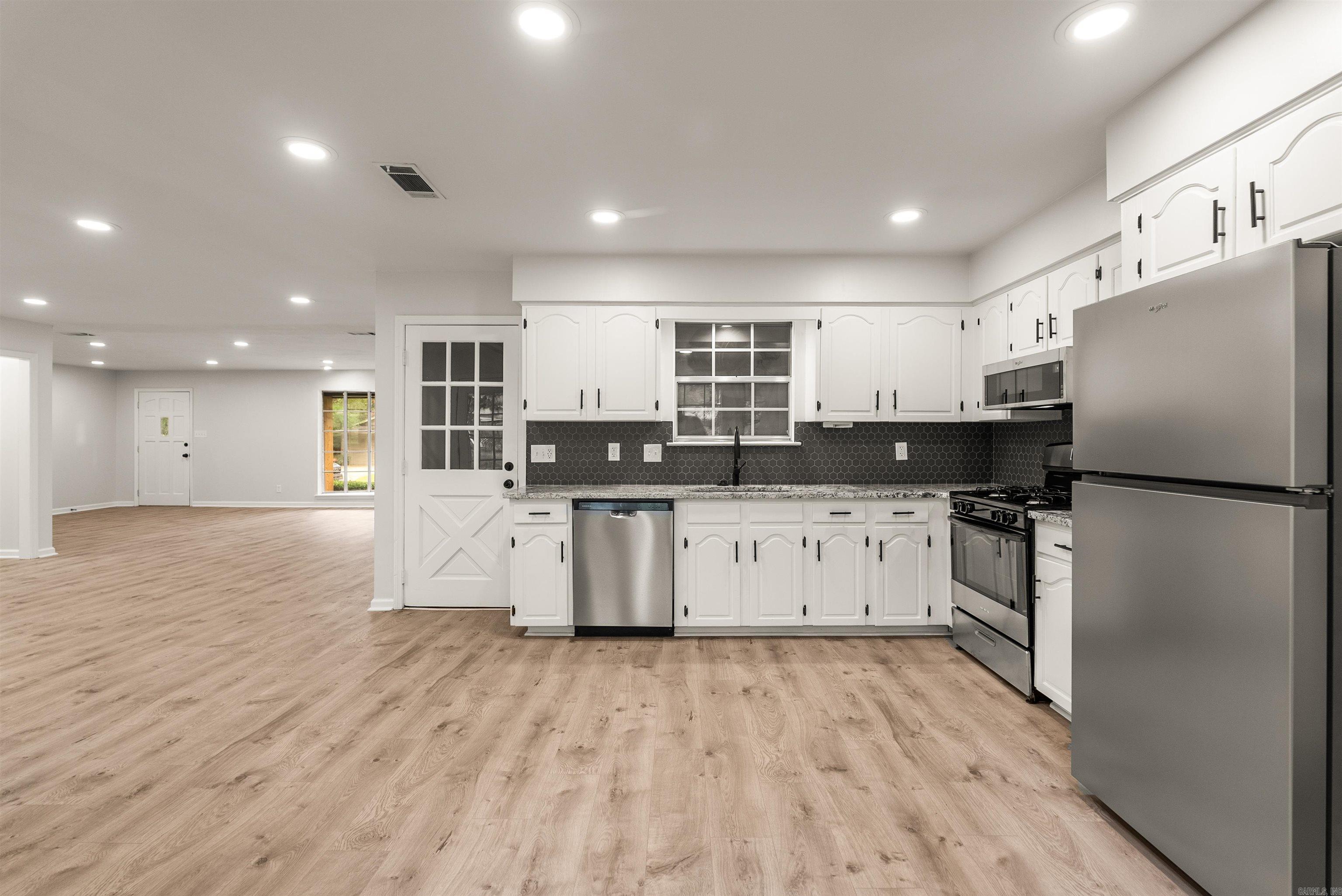 7618 Choctaw Road Property Photo 7