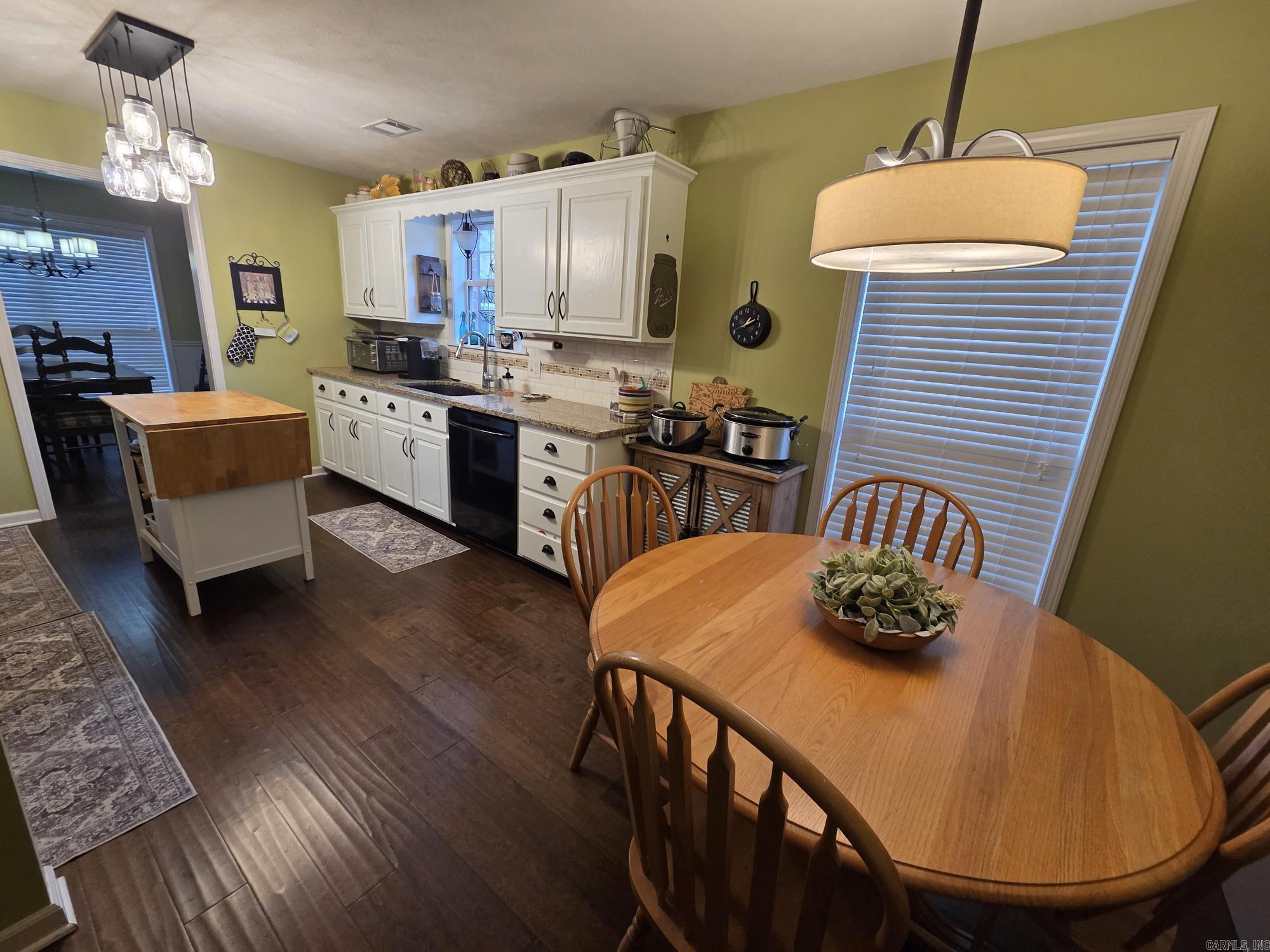605 Live Oak Drive Property Photo 23