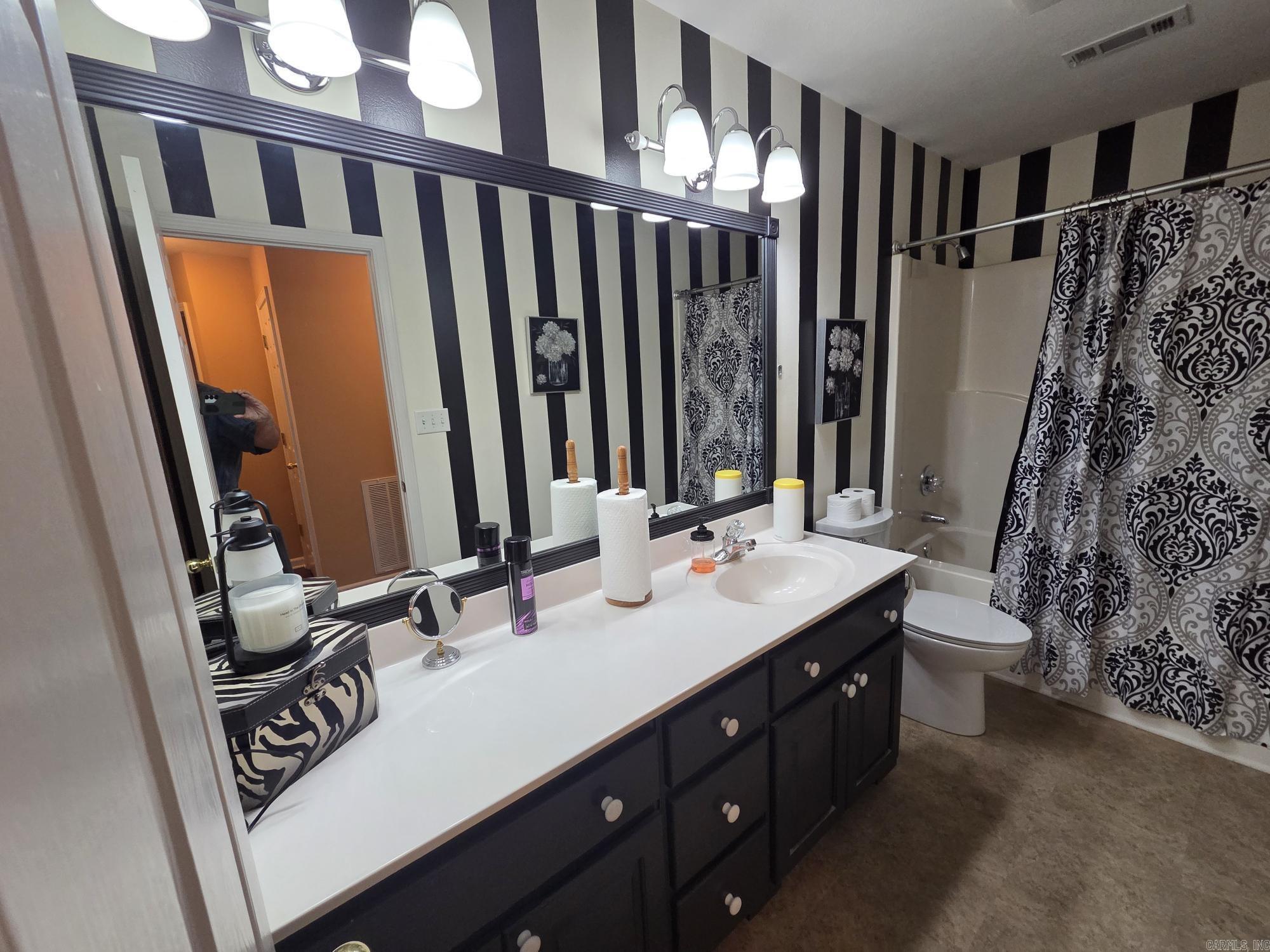 605 Live Oak Drive Property Photo 34